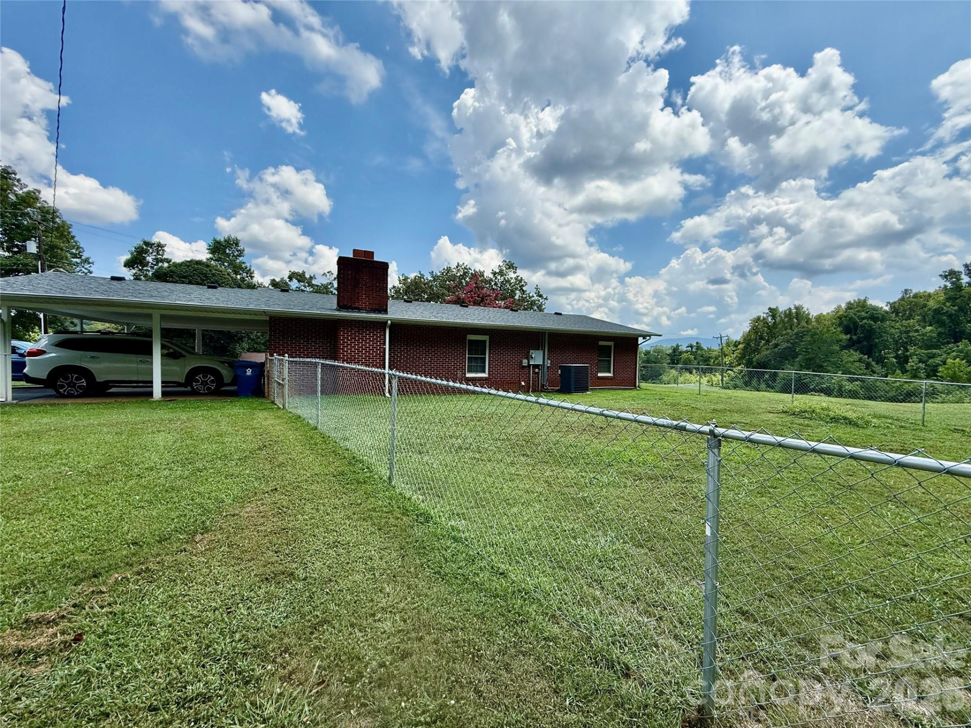 108 Scott Street - Photo 3