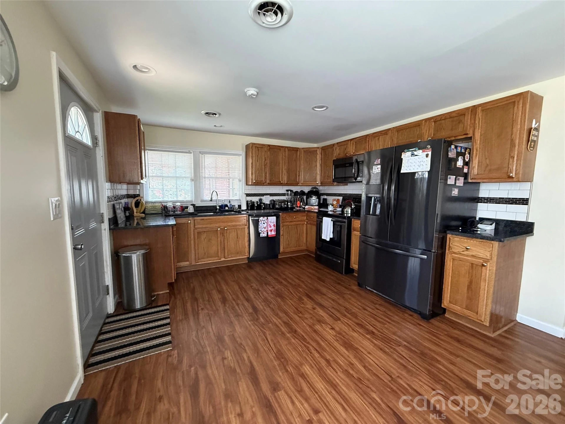 108 Scott Street - Photo 7