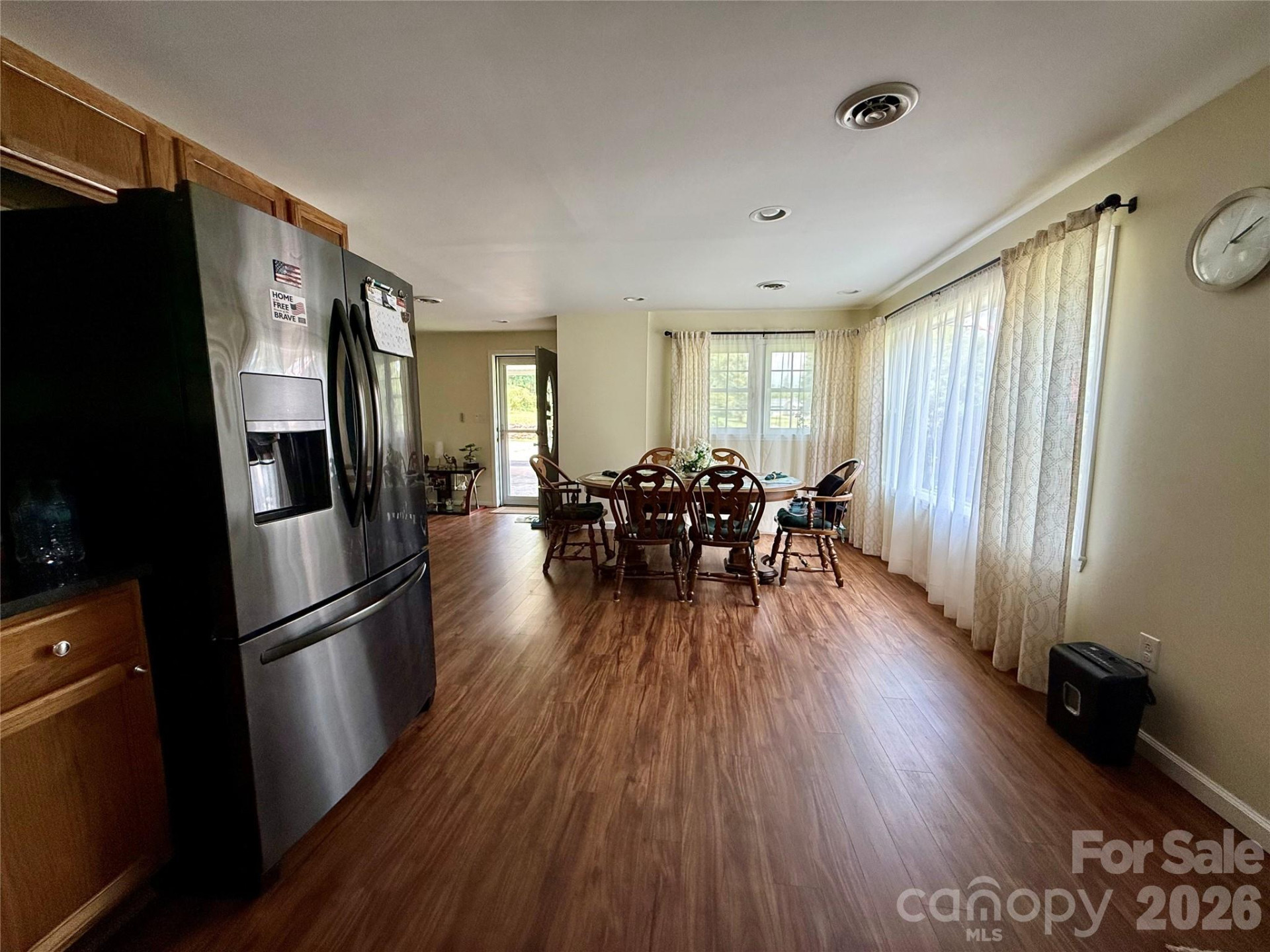 108 Scott Street - Photo 8