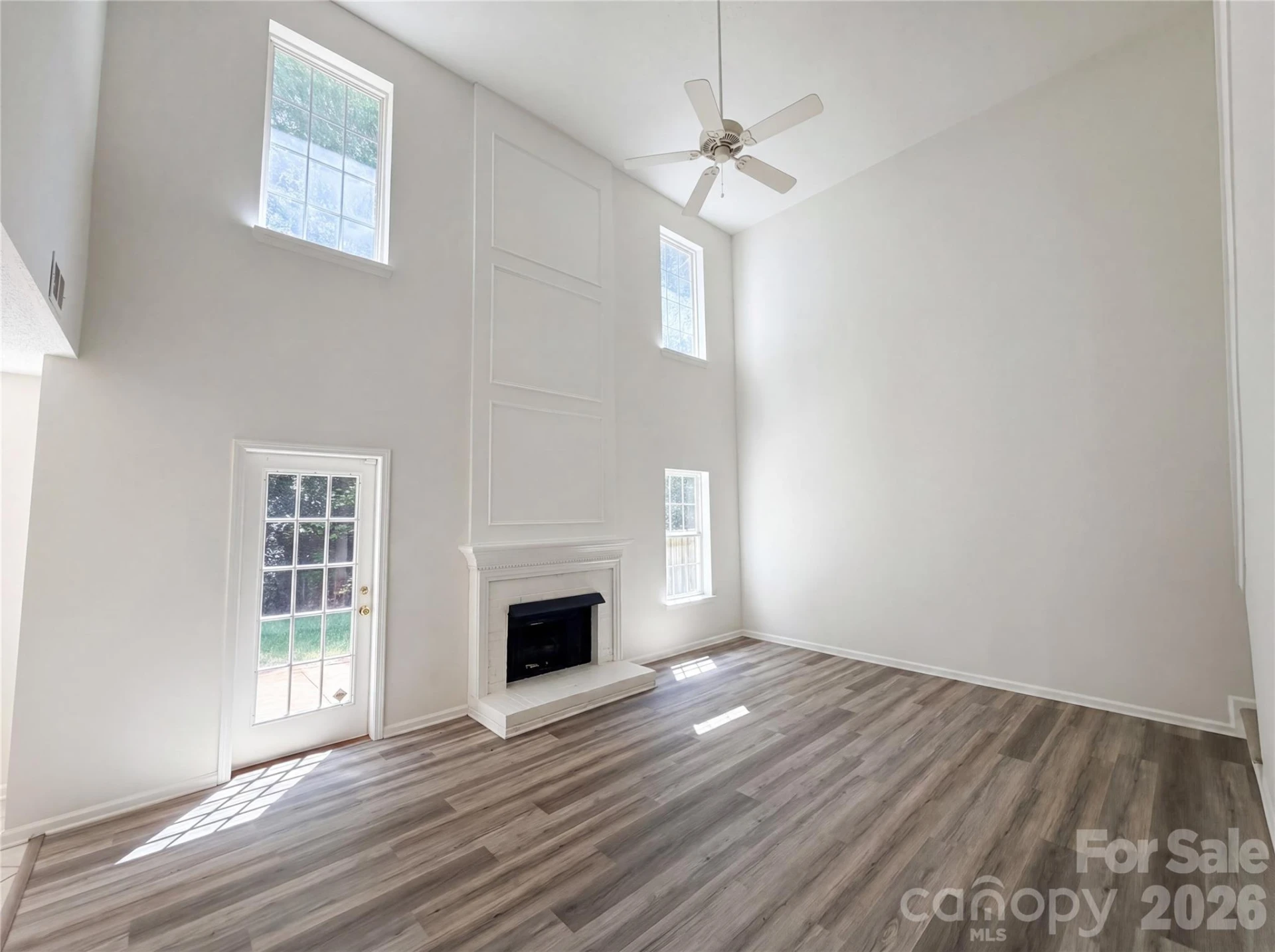 7423 Henderson Park Road - Photo 7