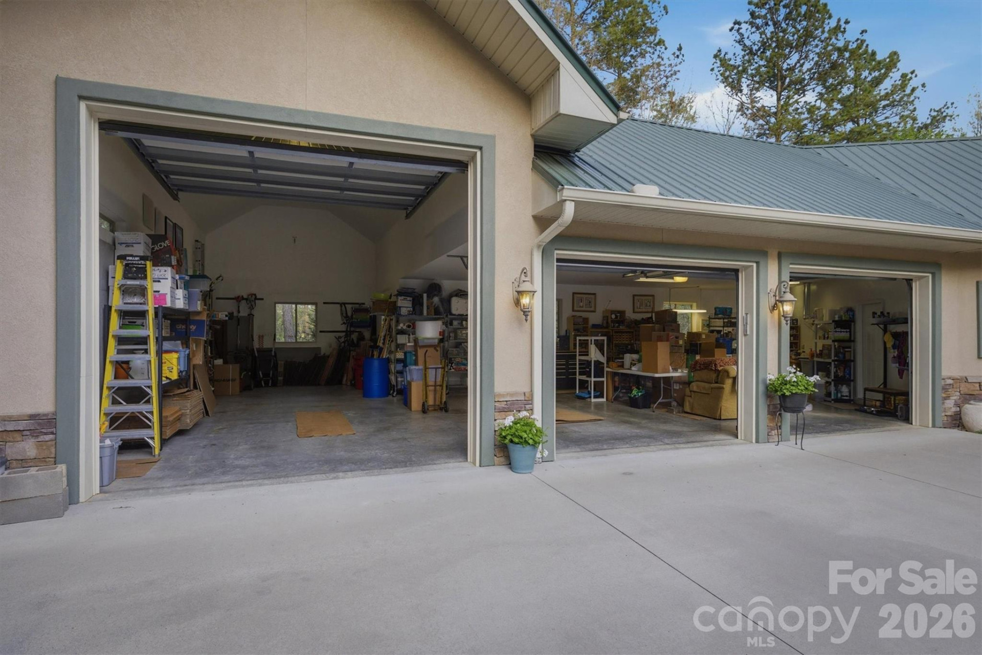 2224 Paradise Harbor Drive - Photo 44