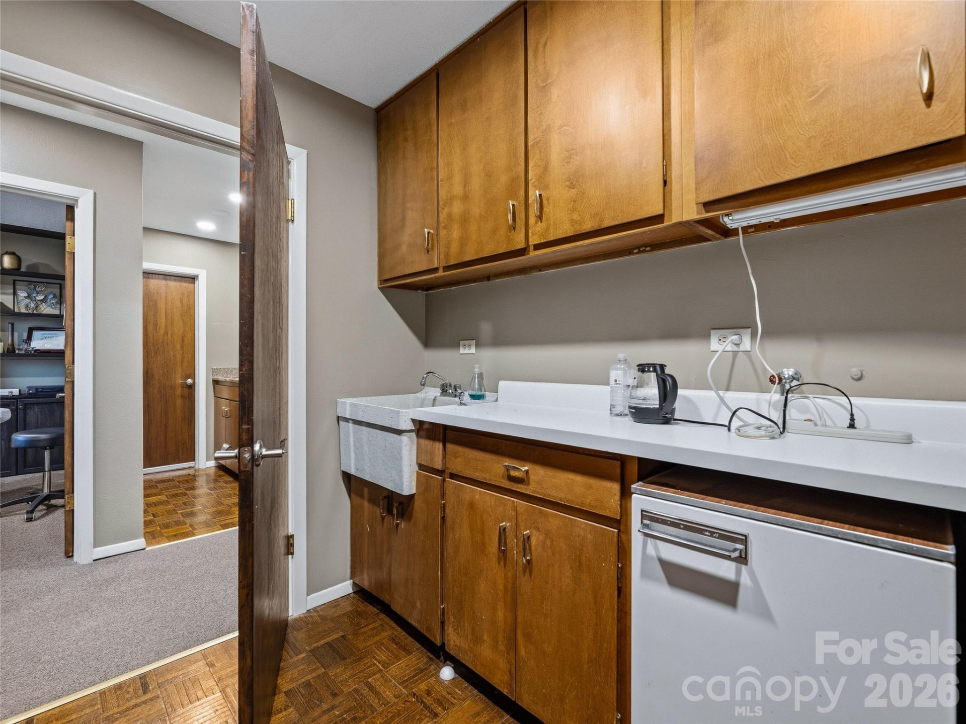 5 Doctors Park #H2 - Photo 15