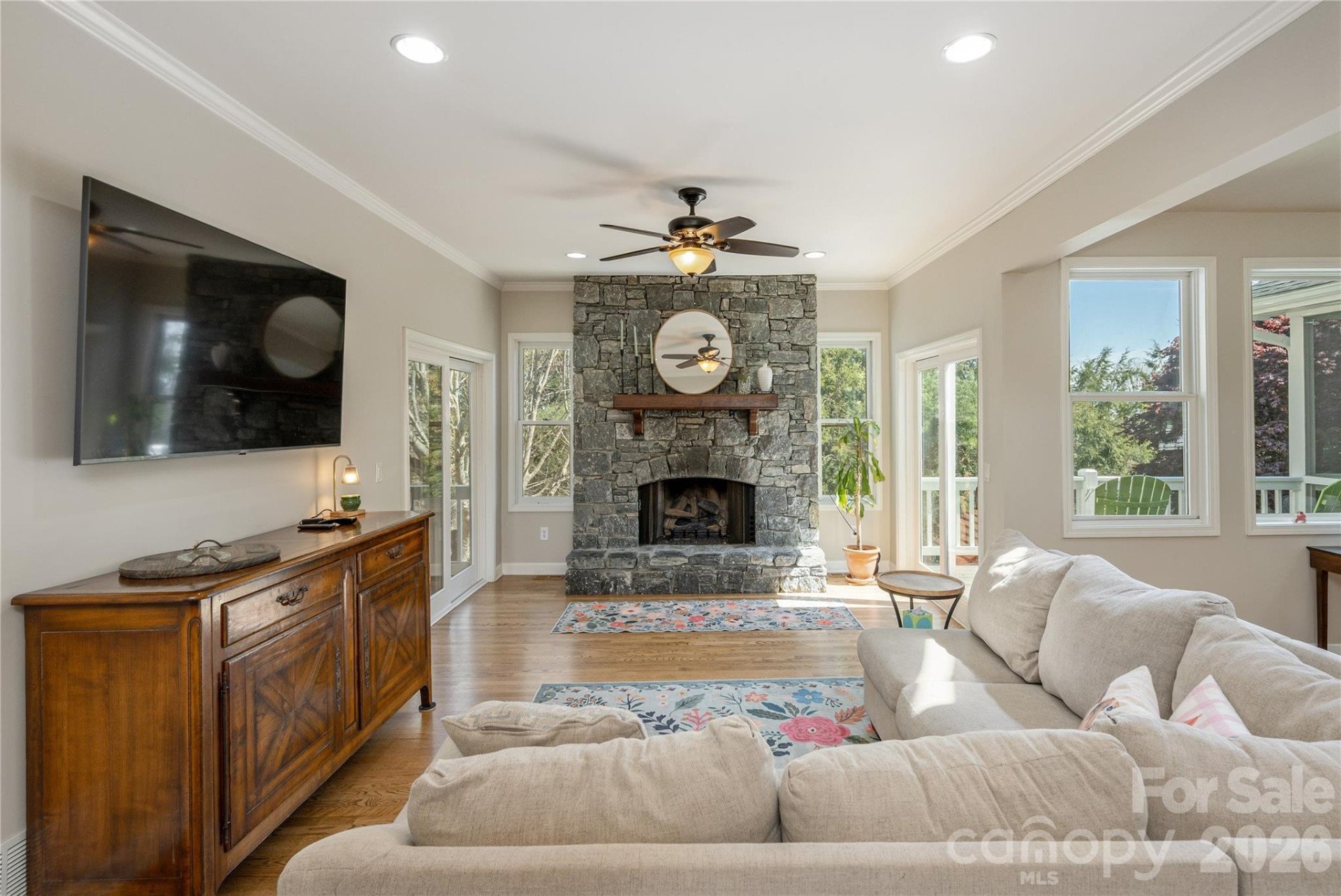 102 Brookhollow Drive - Photo 8