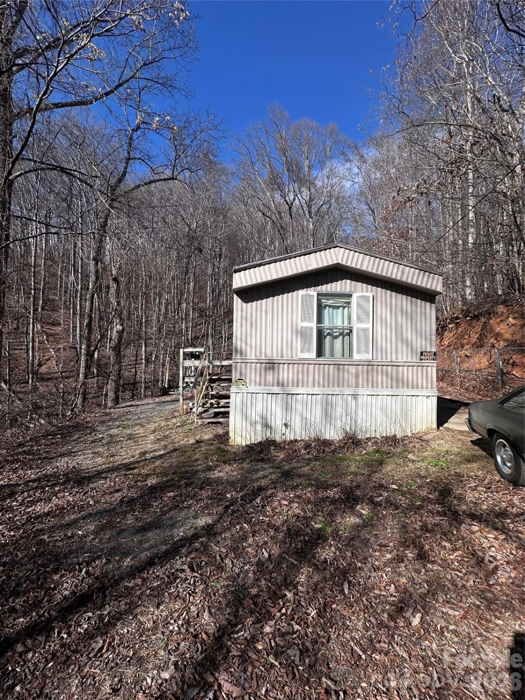224 Riddle Road - Photo 4