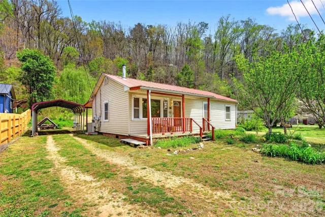 522 Old Us 70 Highway, Old Fort, NC, 28762