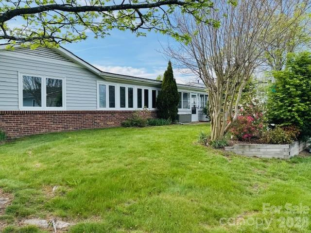 208 Dartcrest Drive - Photo 2