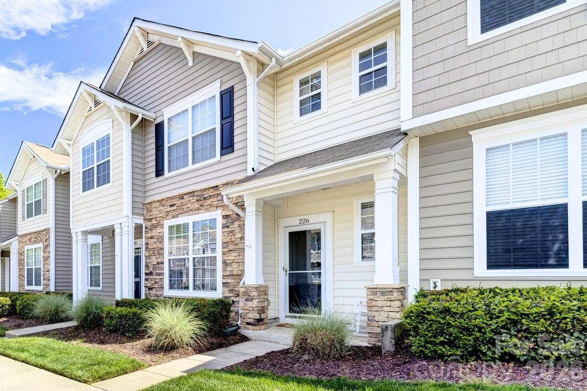 226 Dawn Mist Lane