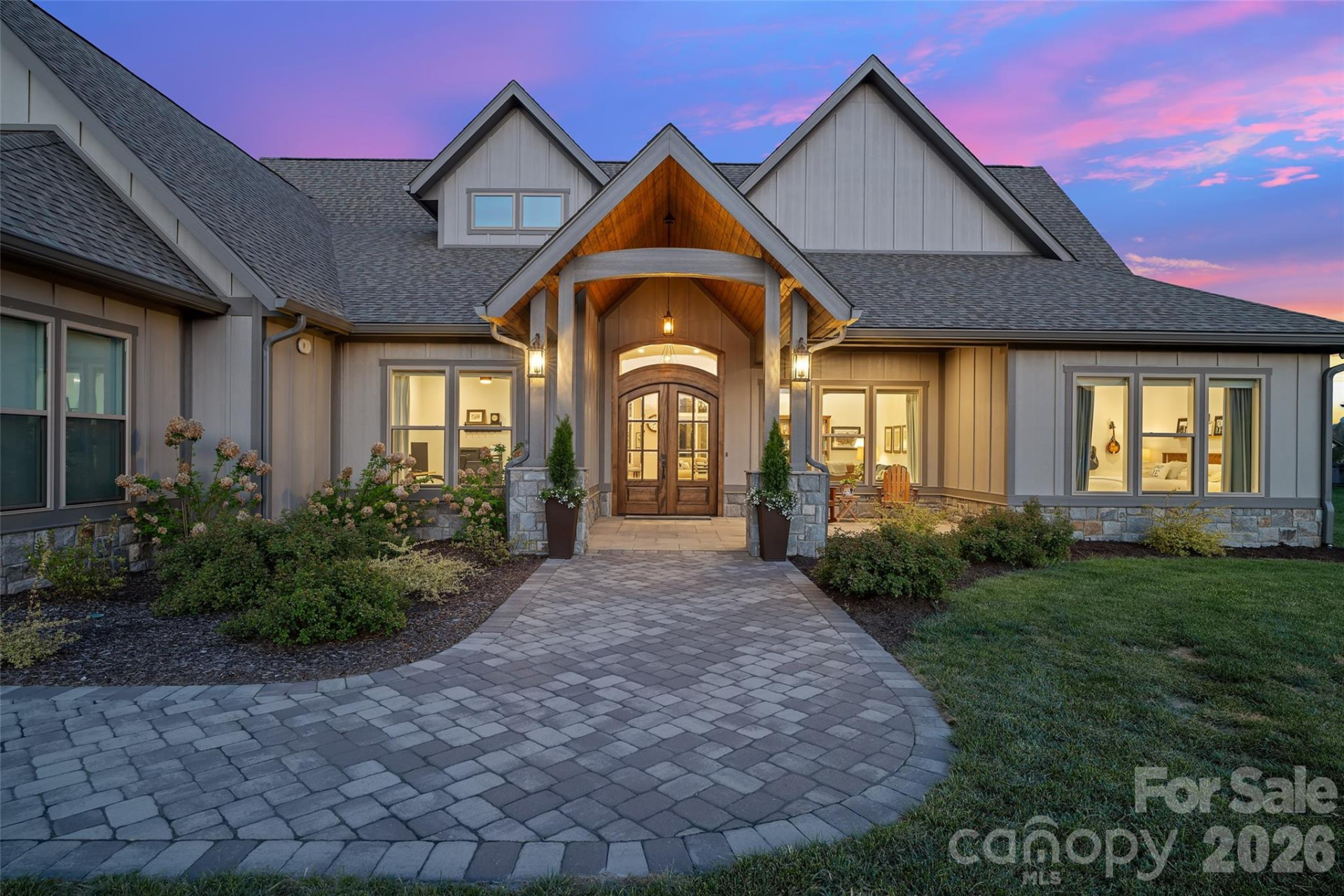 480 Daniel Circle Drive - Photo 2