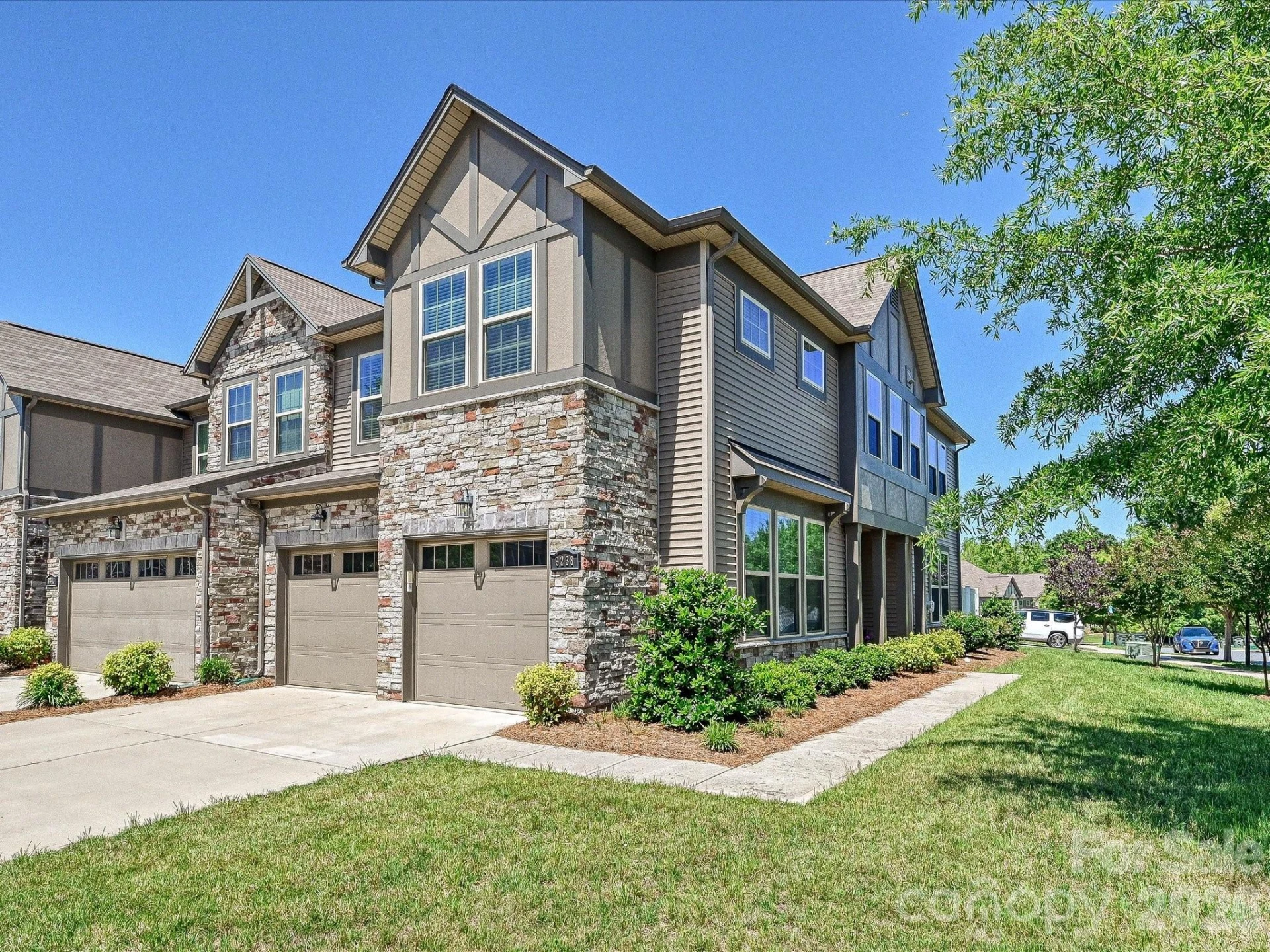 9238 Glenburn Lane - Photo 30