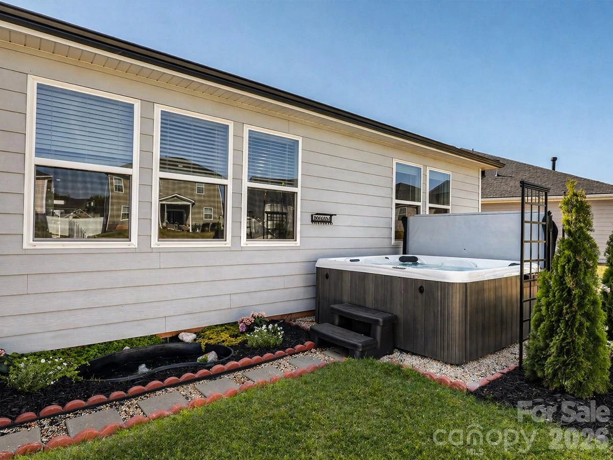 8241 Cousins Court - Photo 39