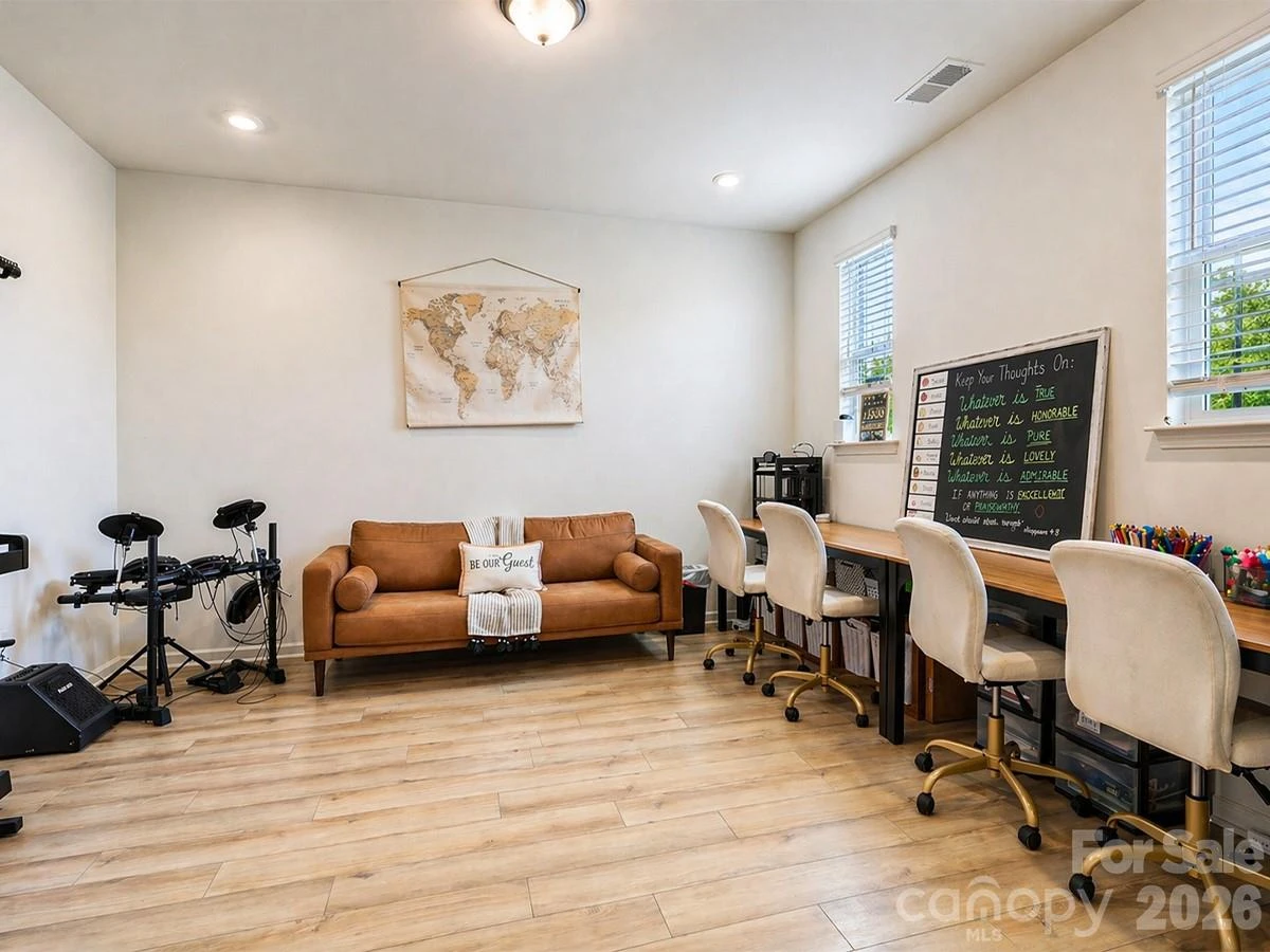 8241 Cousins Court - Photo 6