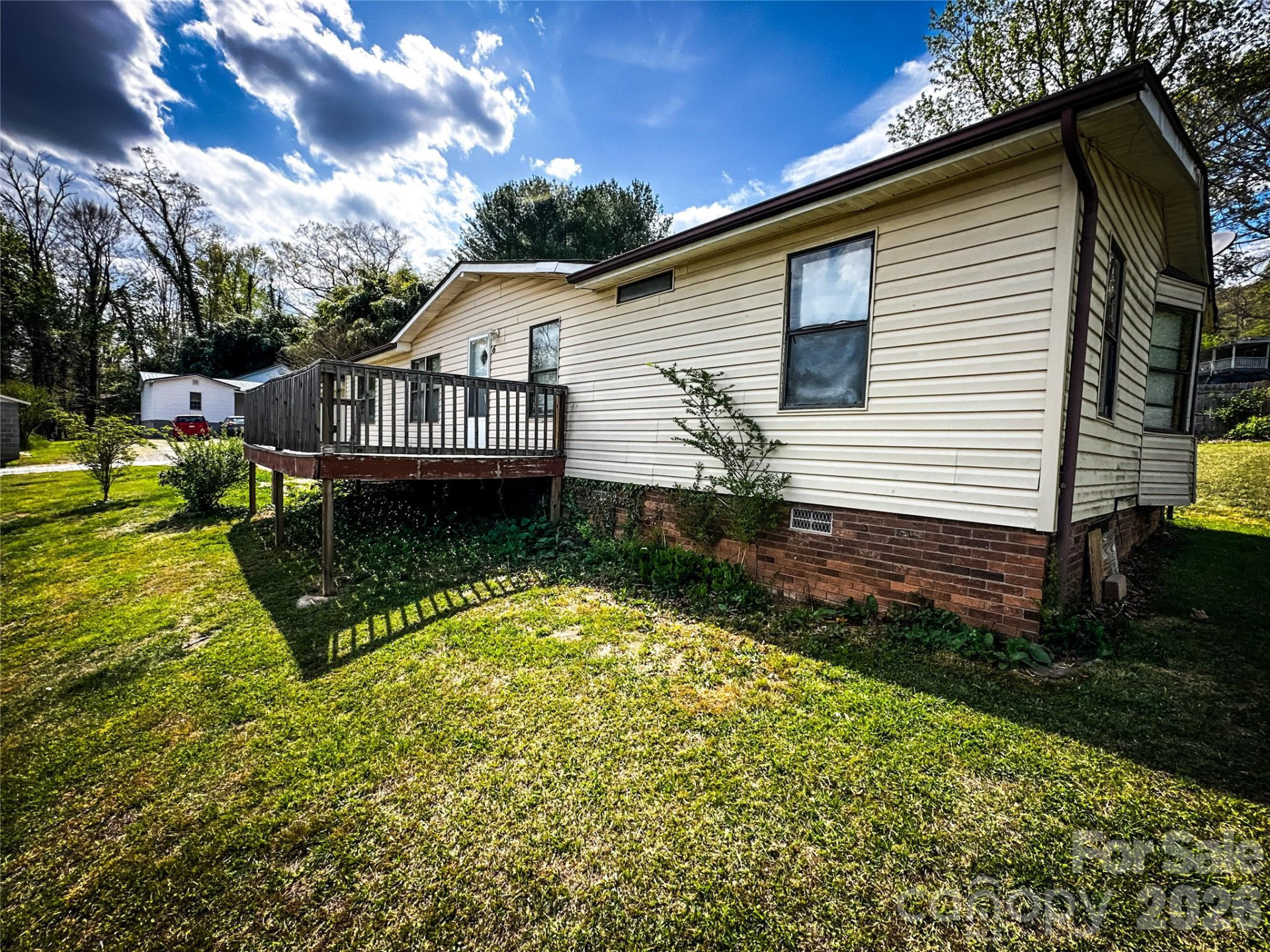 6 Lake Eden Circle - Photo 2