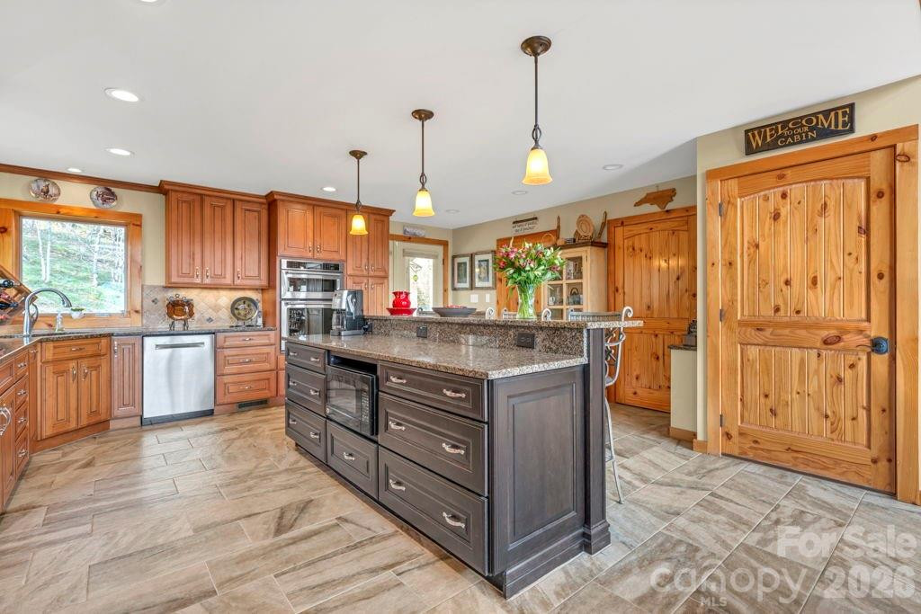 7054 Grandview Circle - Photo 16