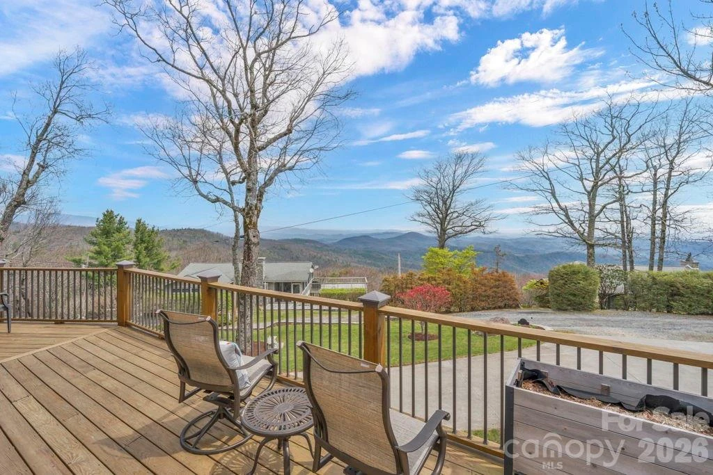 7054 Grandview Circle - Photo 6