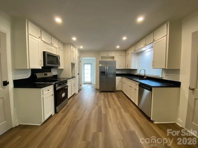 640 Edgewood Drive - Photo 37