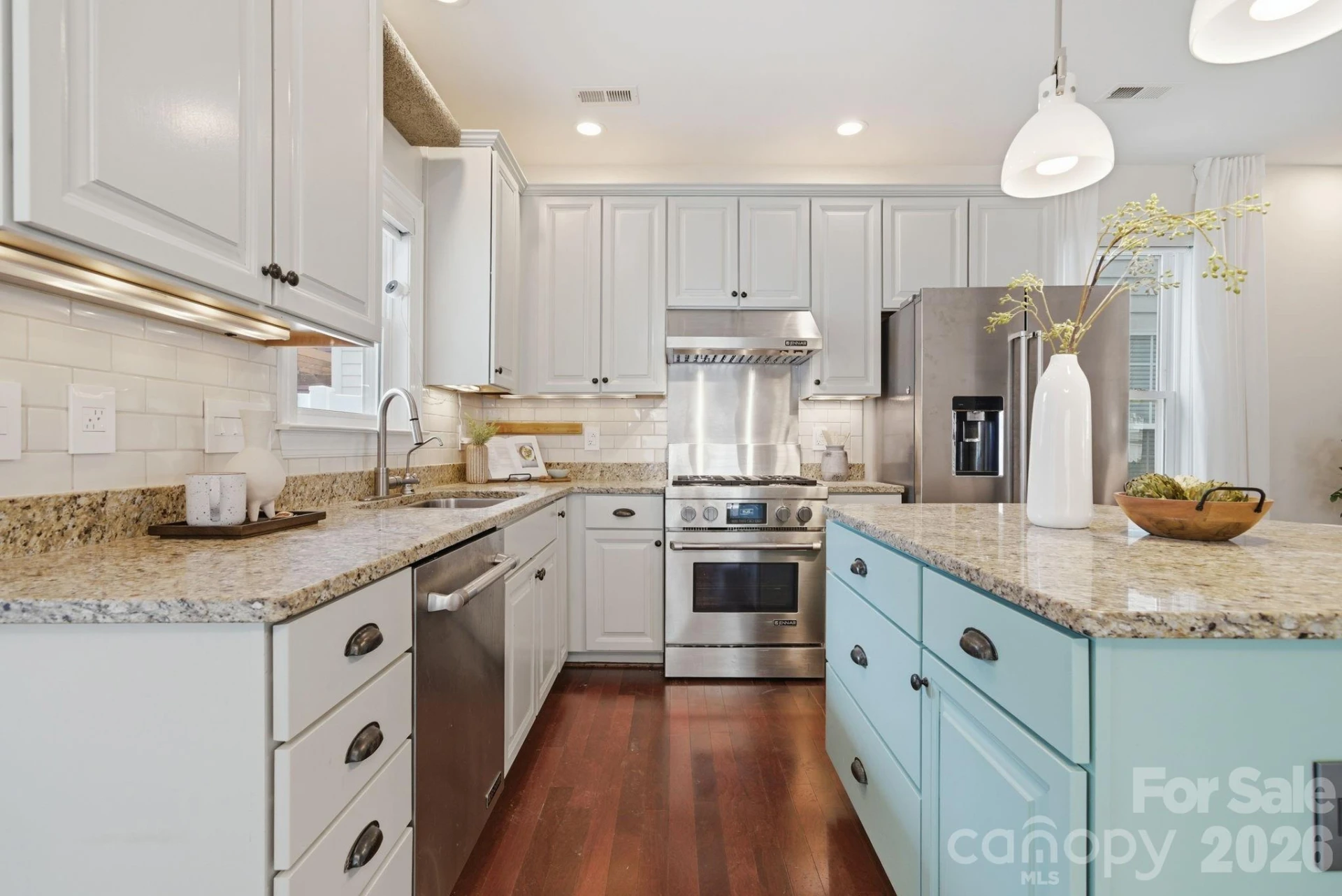 1919 Lela Avenue - Photo 7