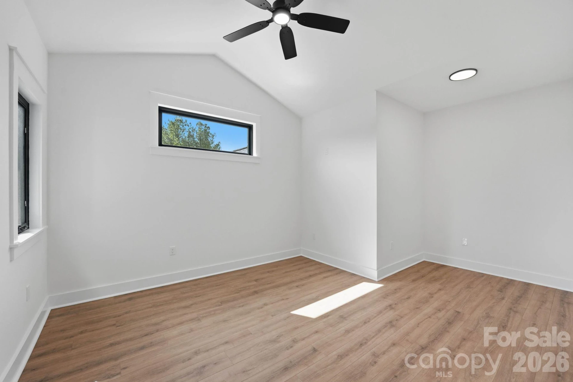 1815 White Fawn Lane - Photo 36