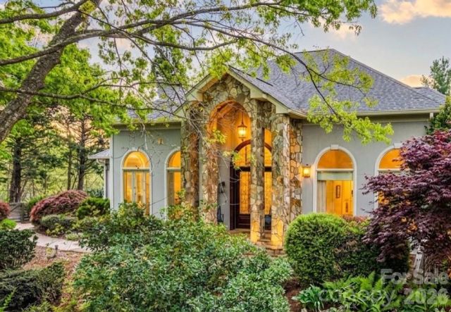 556 Quail Ridge Boulevard