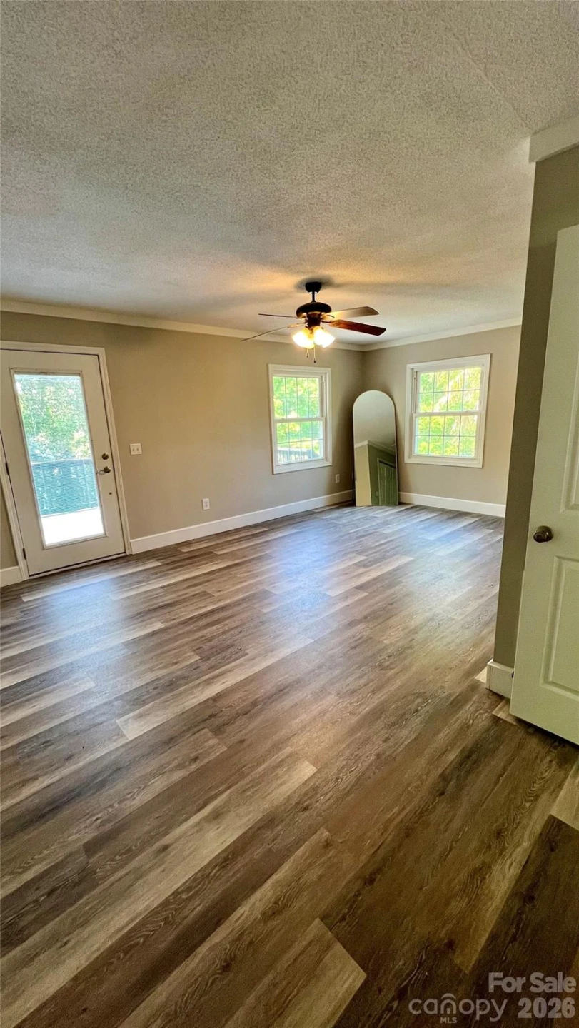 29386 Nelson Mountain Road - Photo 8