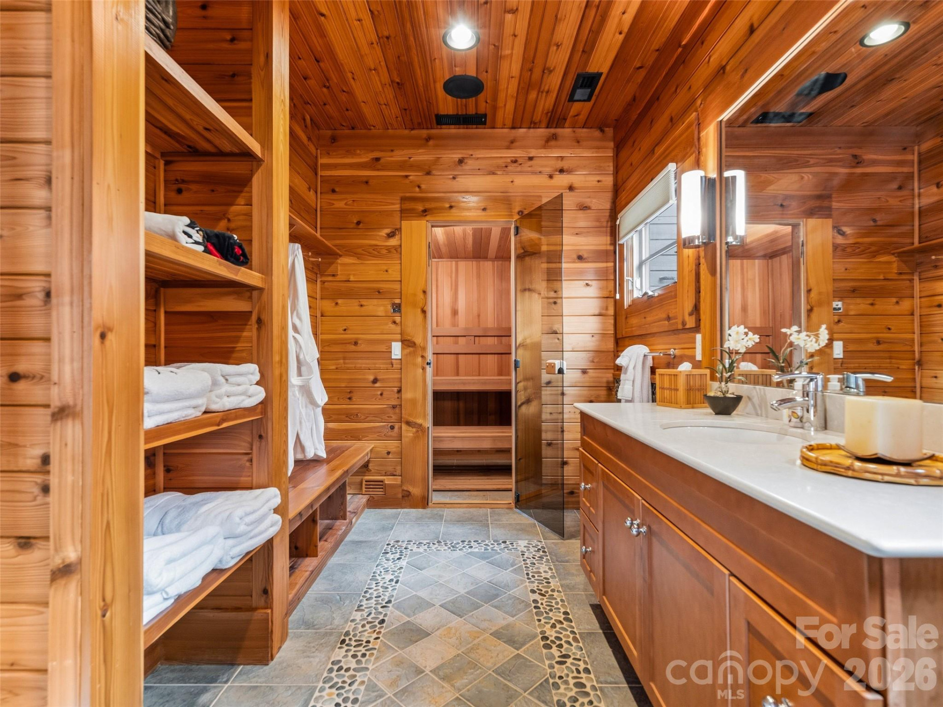 1000 McFarlane Way - Photo 43