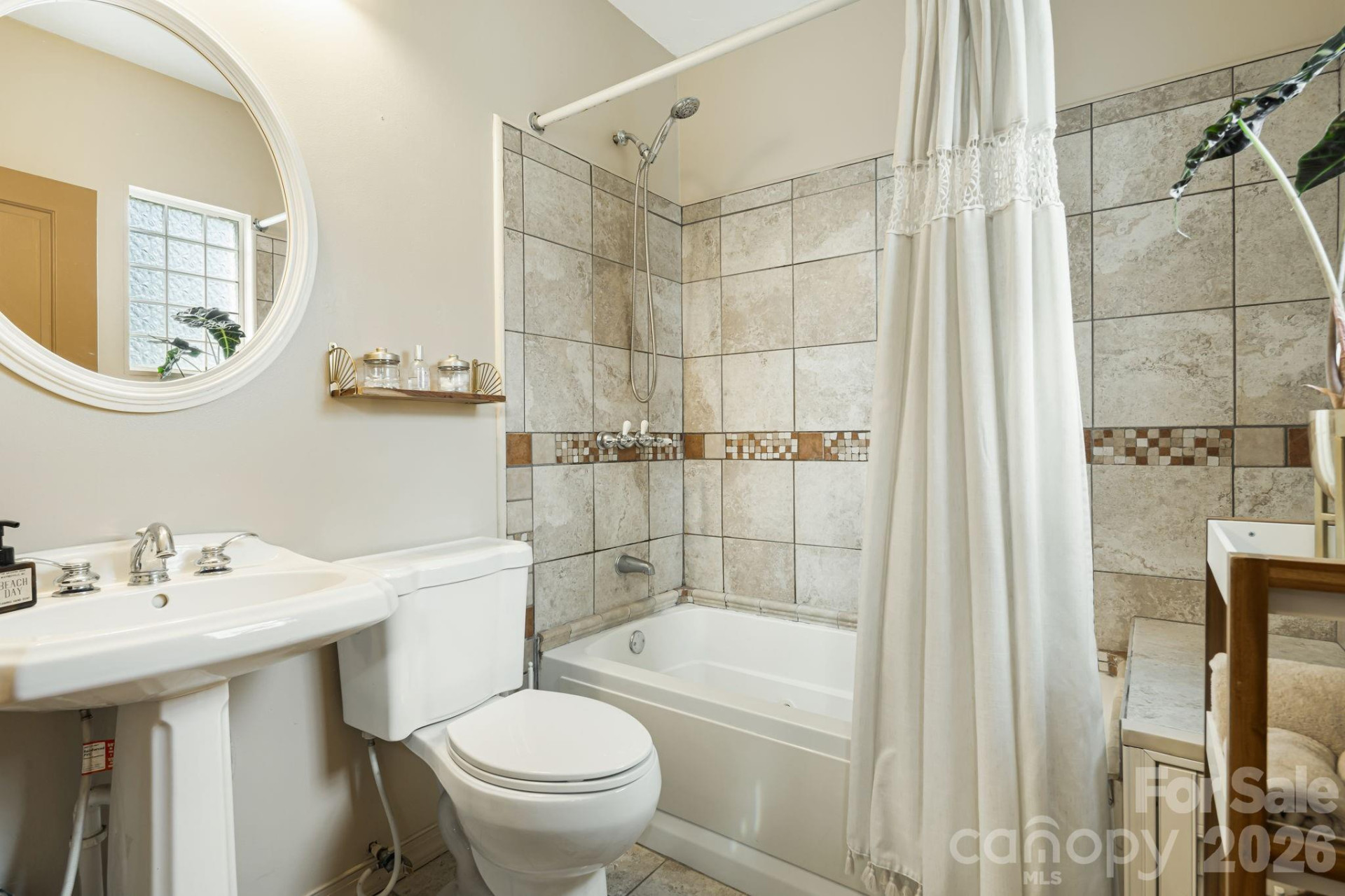 25 Pinewood Drive - Photo 18