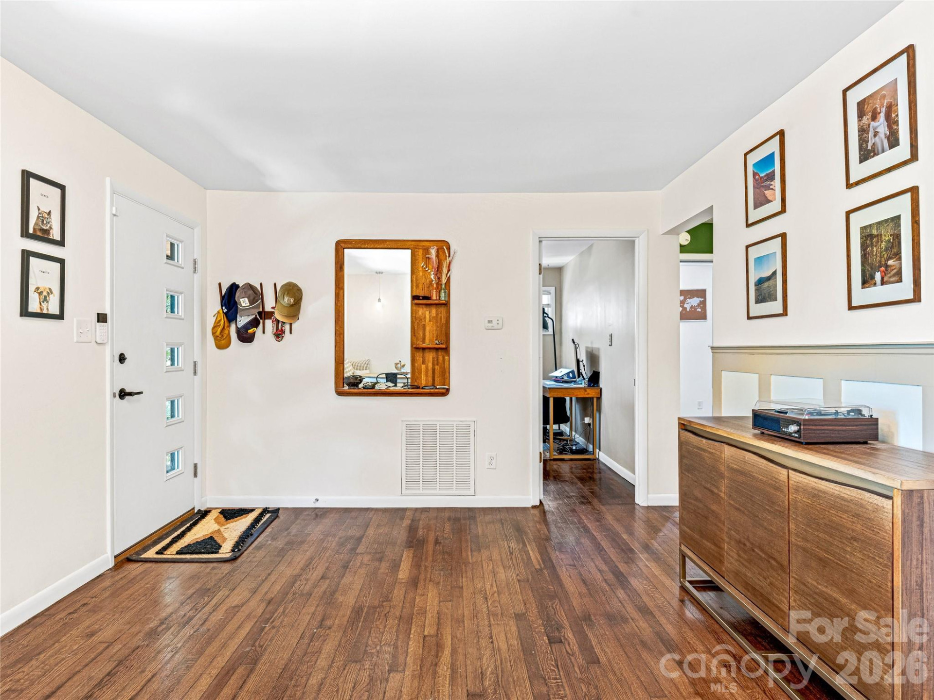 44 Broadview Avenue - Photo 5