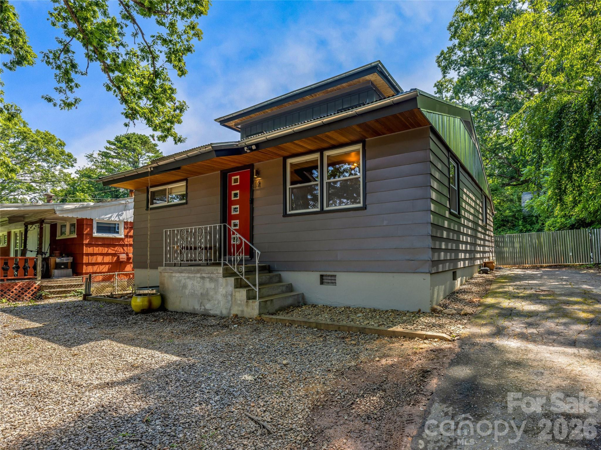 44 Broadview Avenue - Photo 43