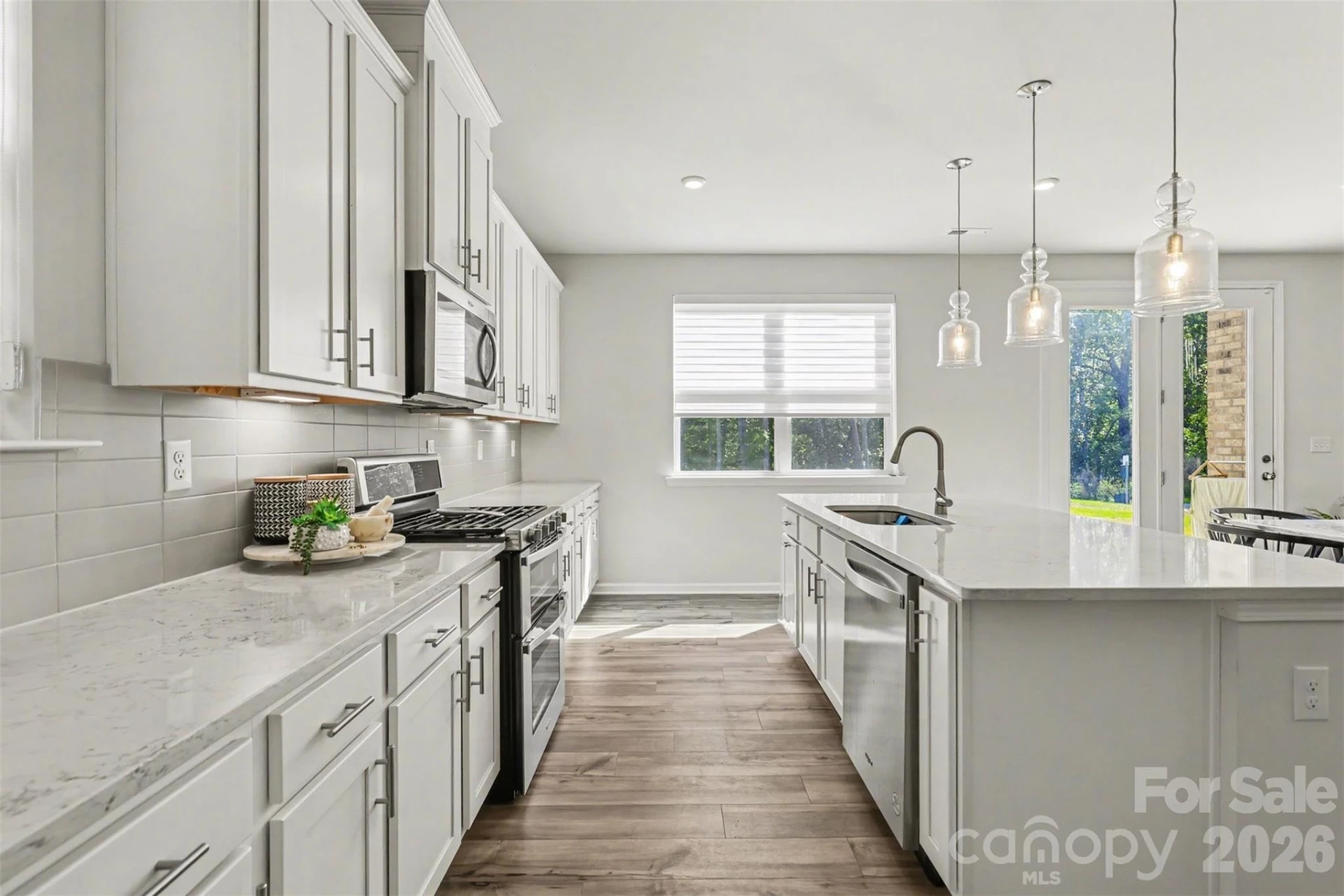 5109 Kinsbridge Drive - Photo 14
