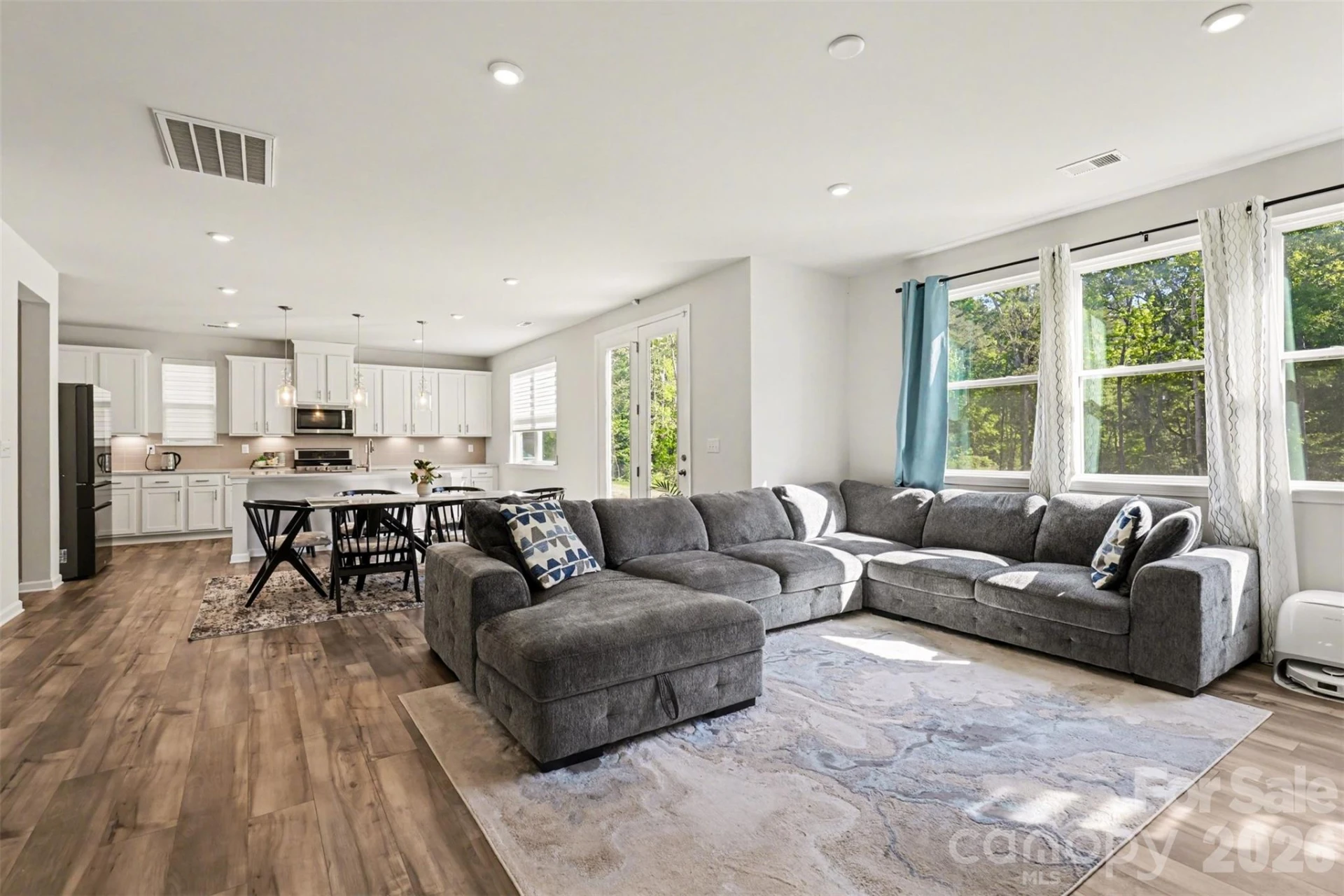5109 Kinsbridge Drive - Photo 8