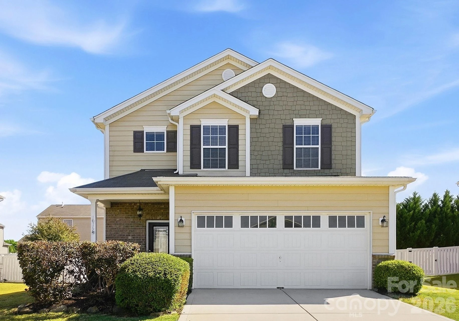 1016 Garden Web Road - Photo 2