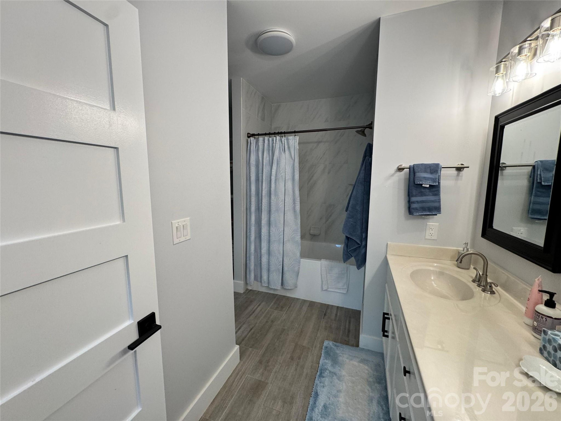 2371 Paradise Harbor Drive - Photo 36