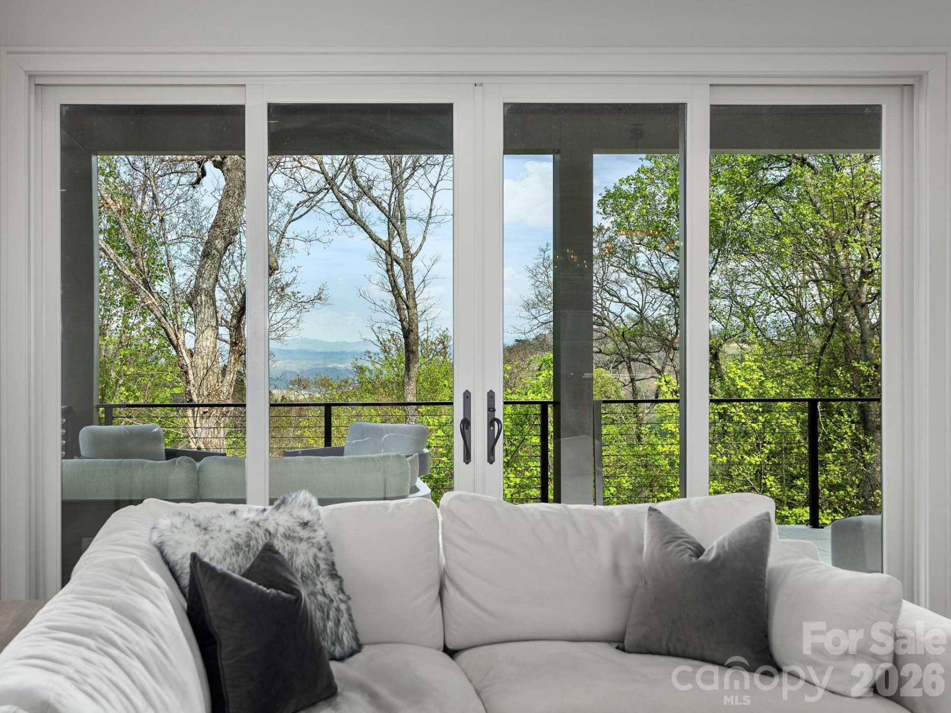 642 Altamont View - Photo 6