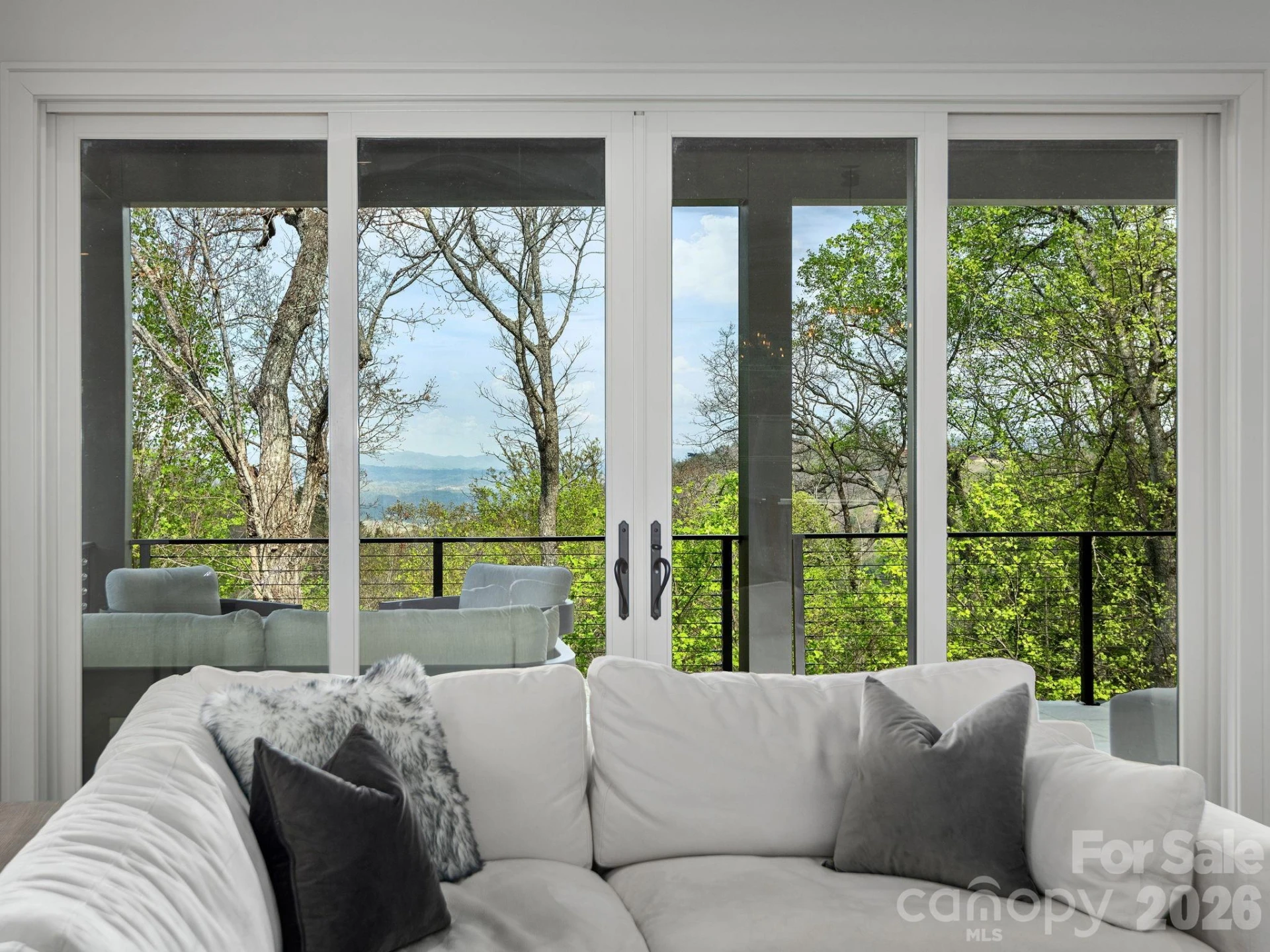 642 Altamont View - Photo 6