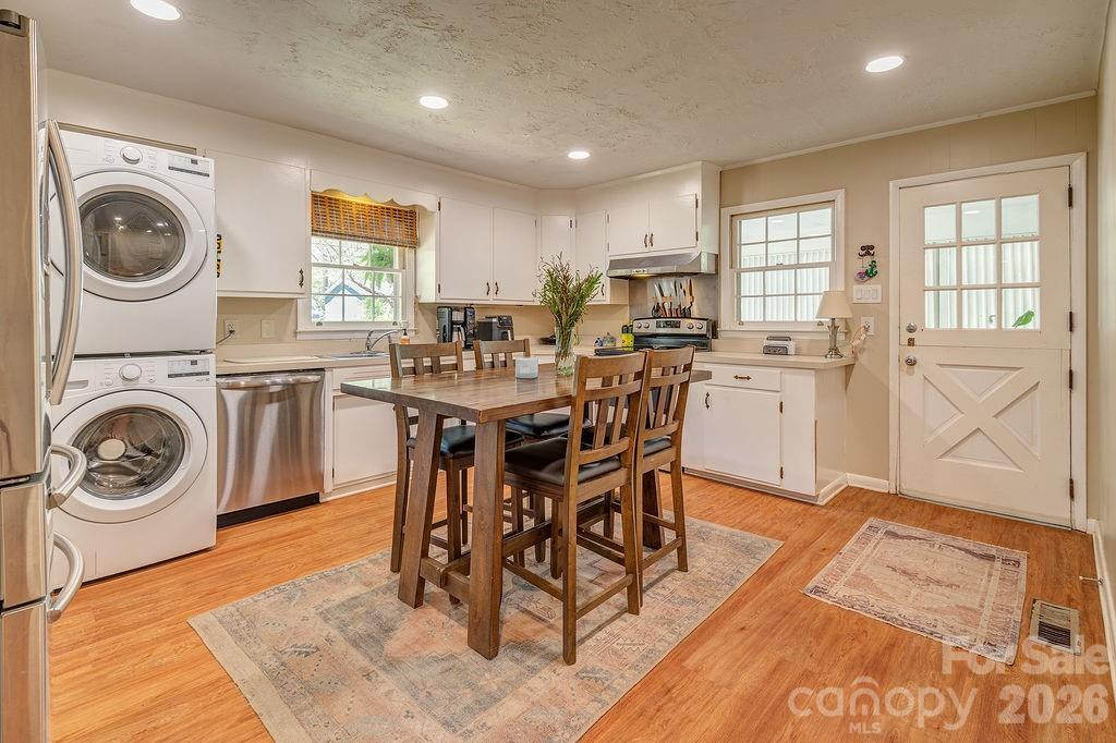 24 Forest Lane - Photo 8