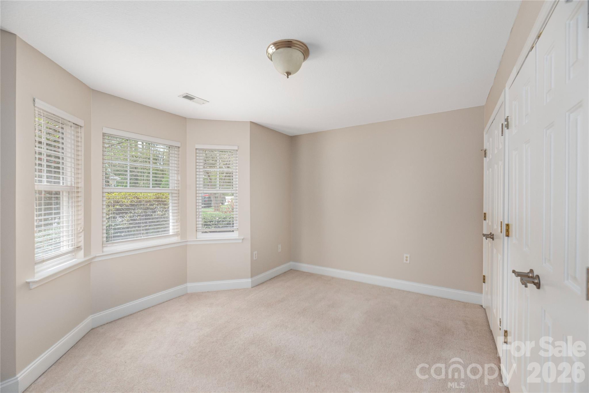 8 Kaylor Drive - Photo 15
