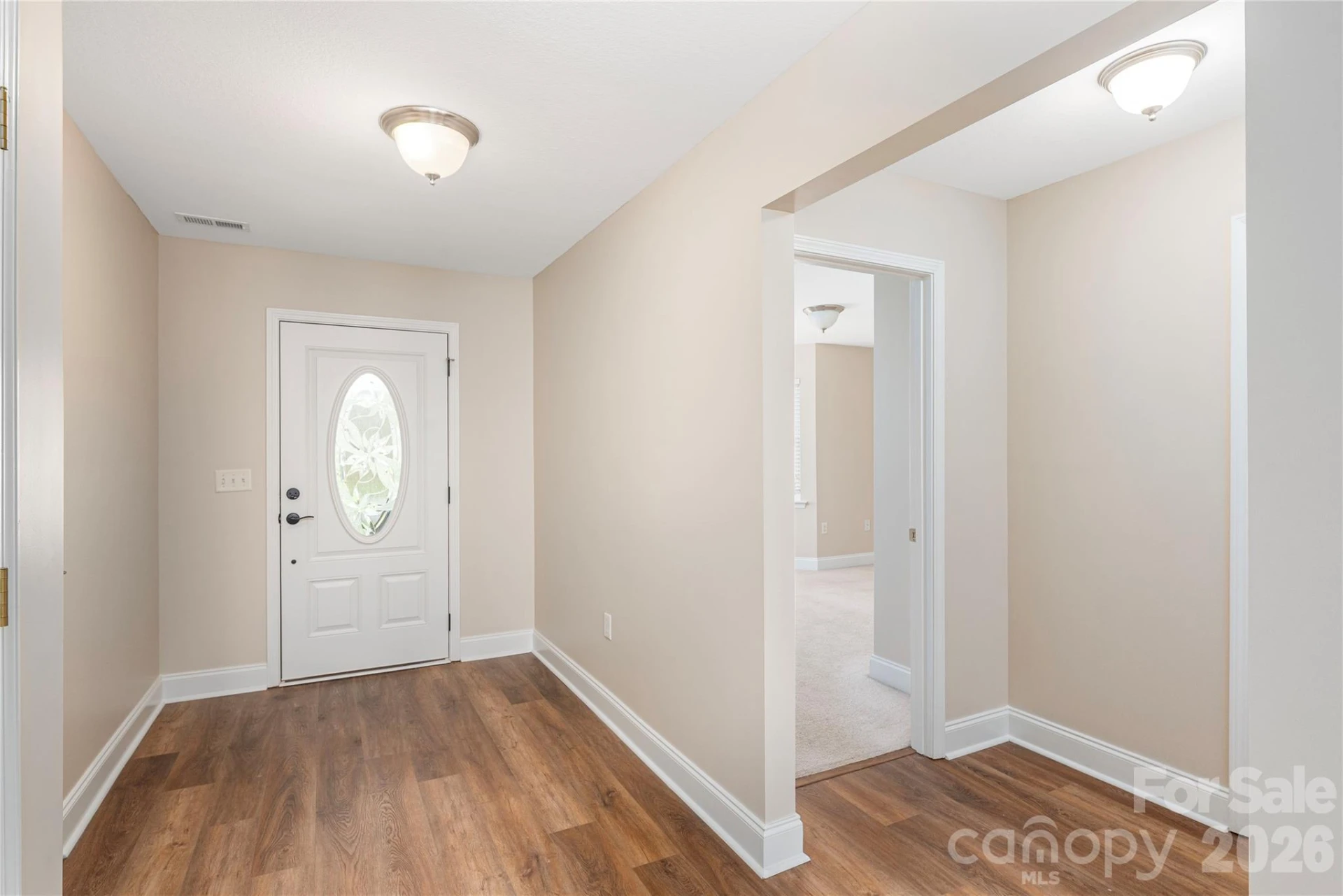 8 Kaylor Drive - Photo 4