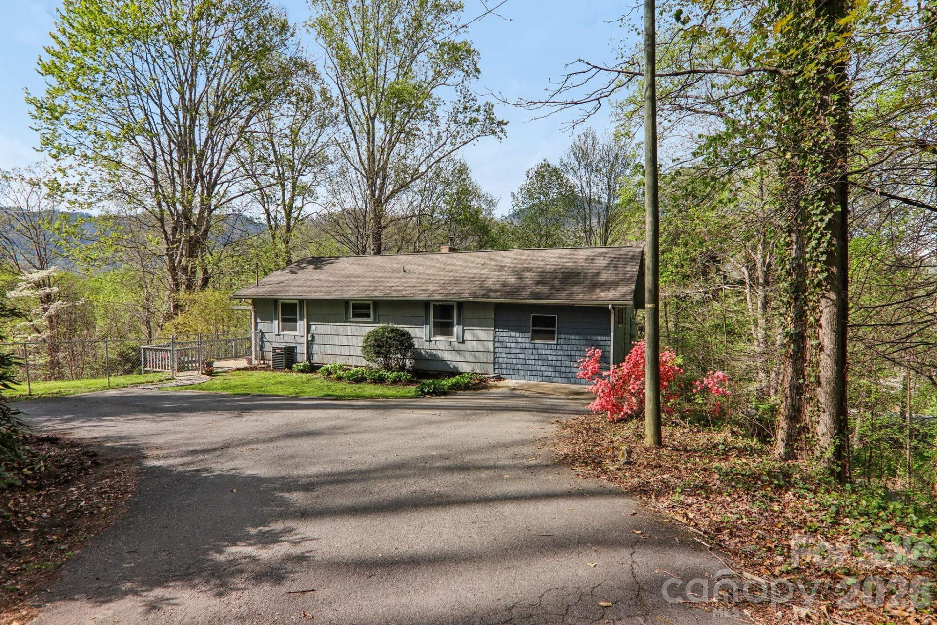 74 Link Circle - Photo 2