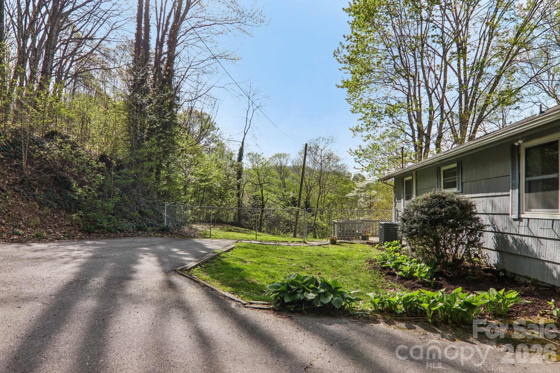 74 Link Circle - Photo 5