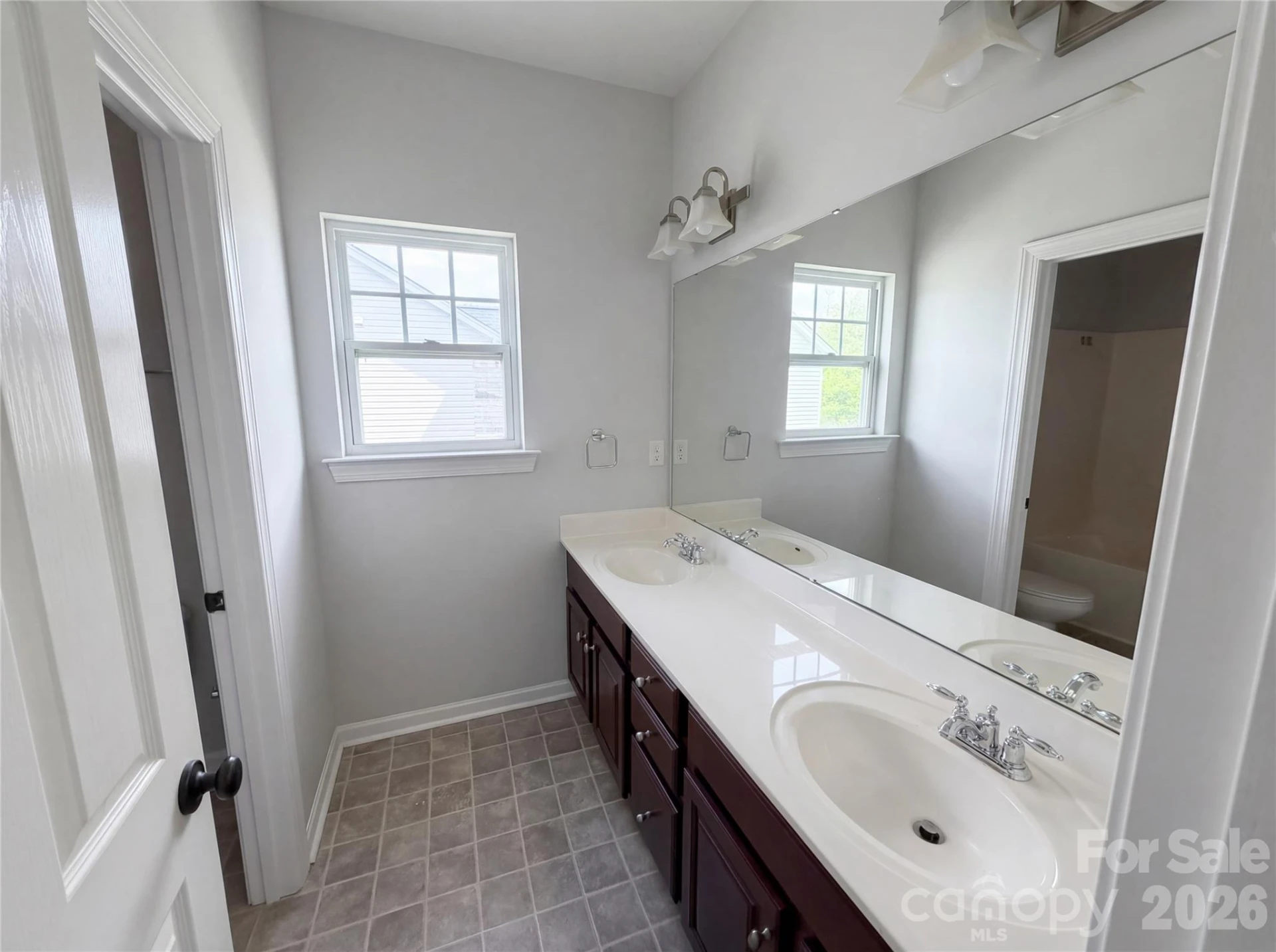 9696 Ravenscroft Lane - Photo 7
