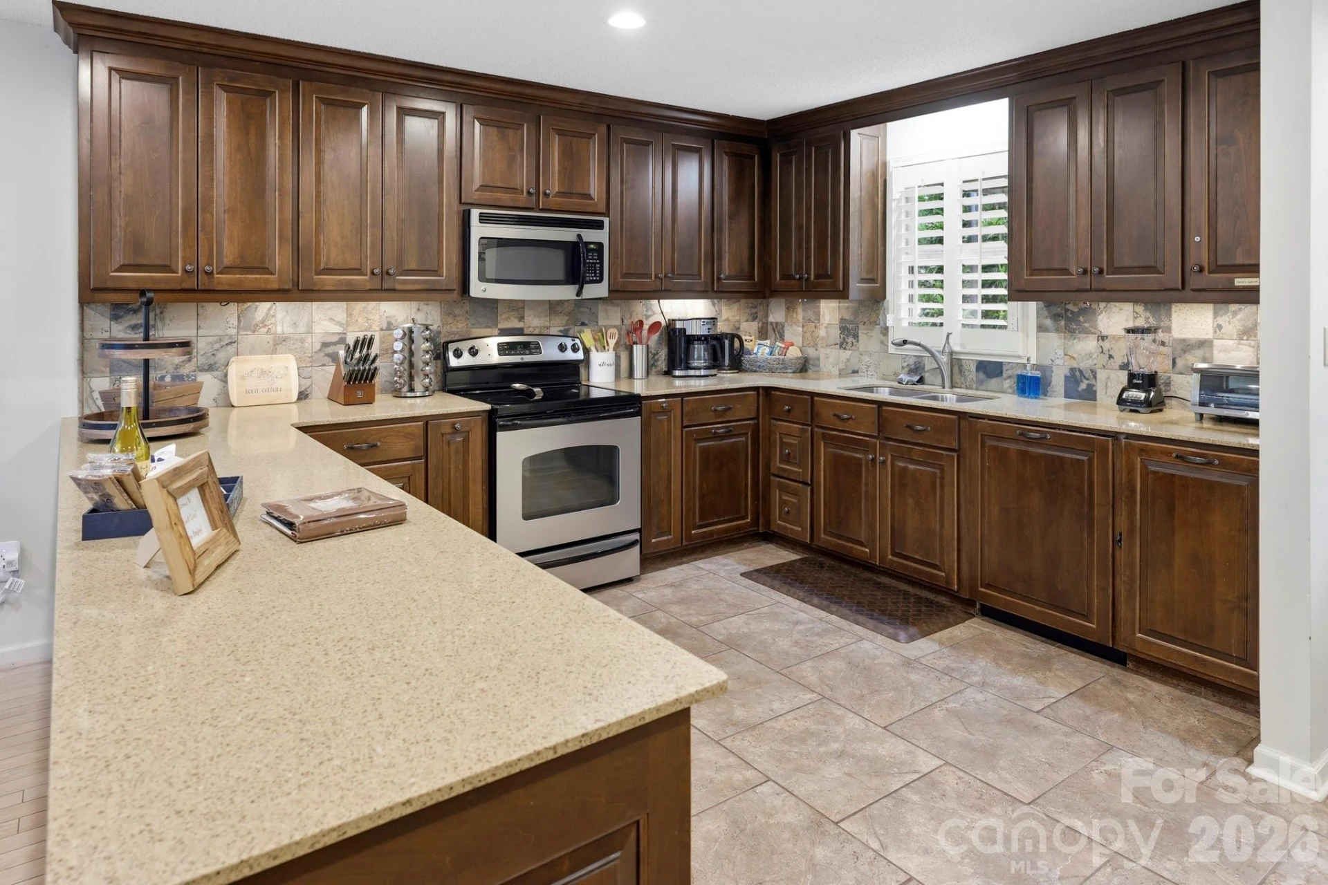 130 Edwards Point - Photo 11