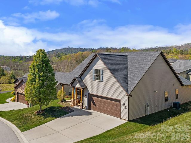 233 Water Leaf Drive, Weaverville, NC, 28787