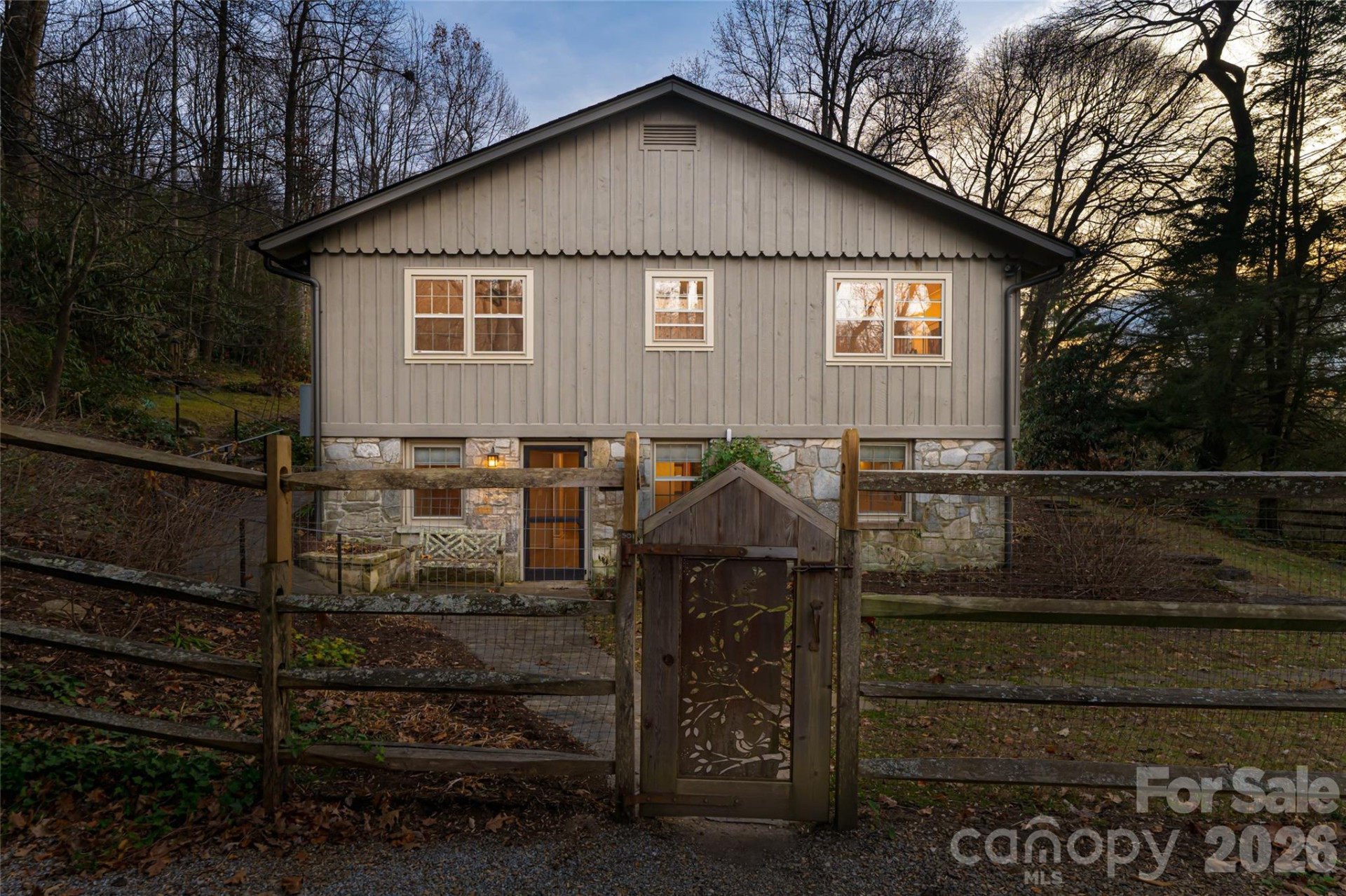 15 Meadow Lane - Photo 2