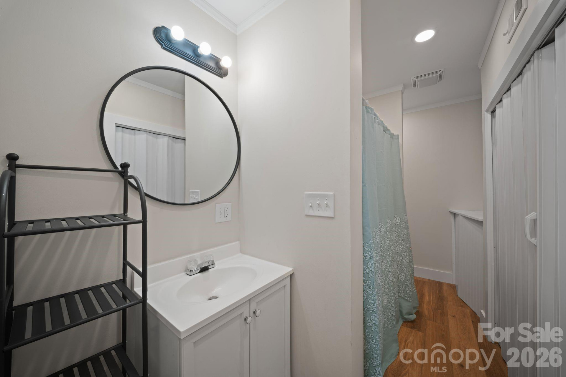 70 Melton Road - Photo 18