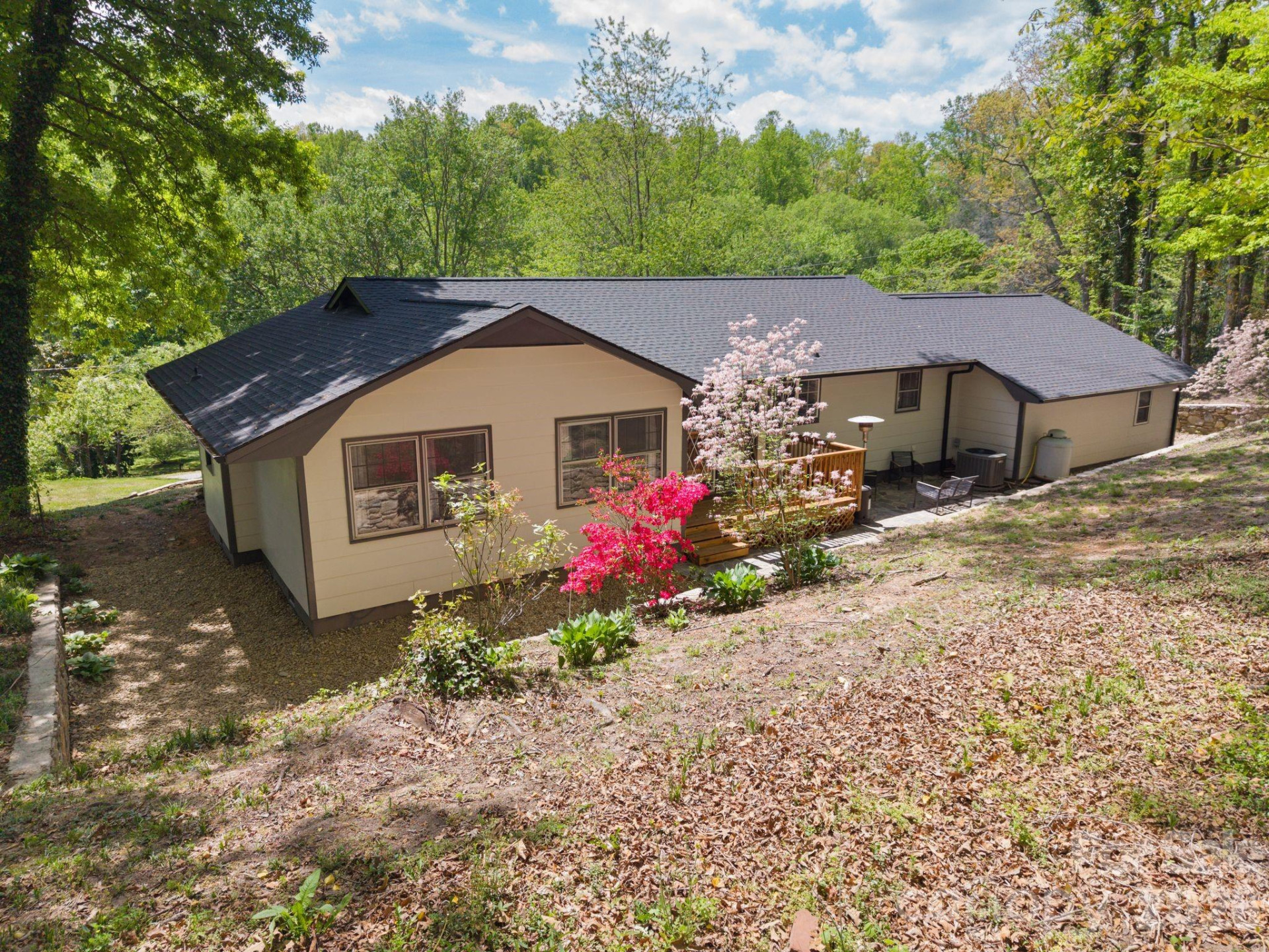 70 Melton Road - Photo 32