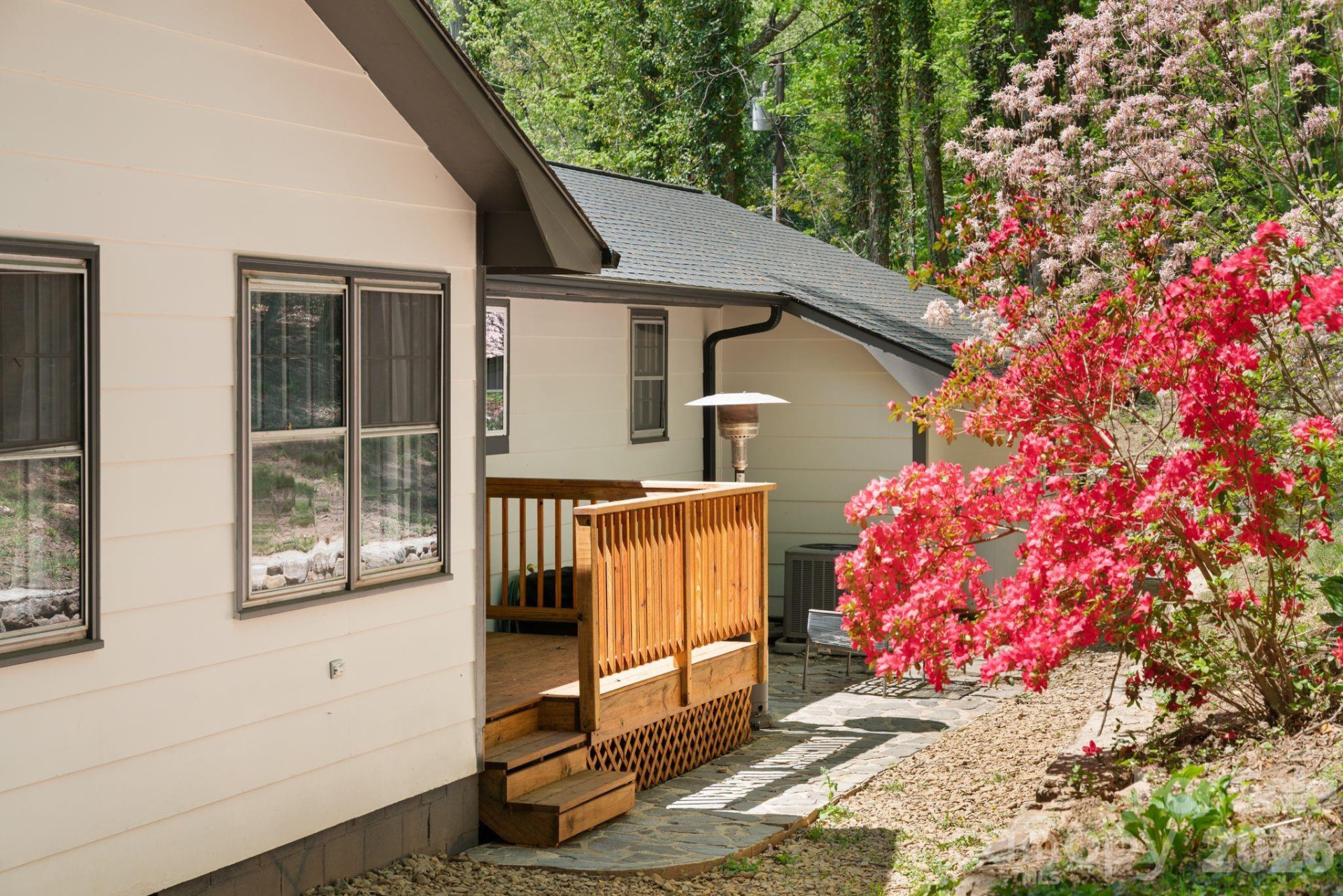 70 Melton Road - Photo 33