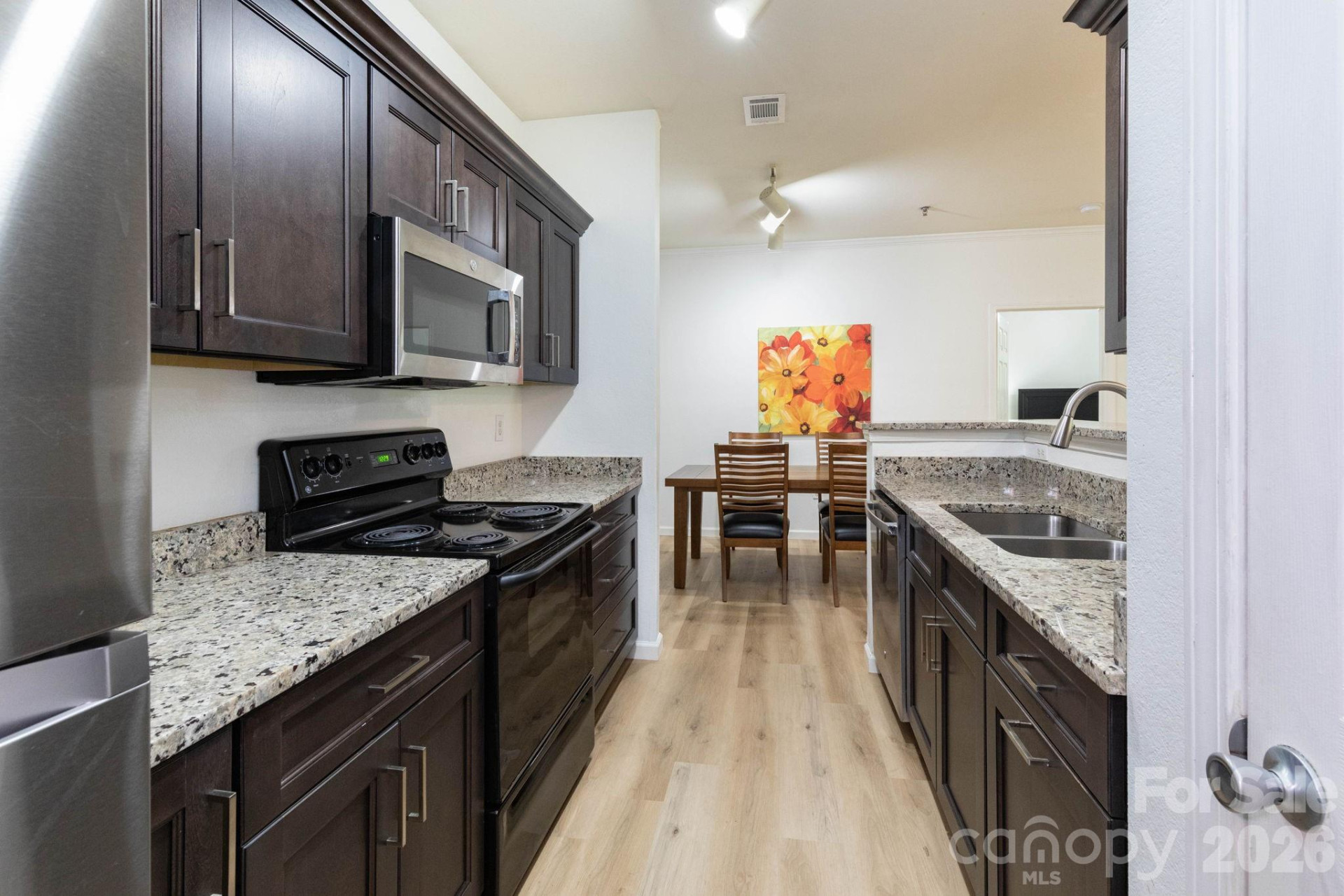 400 Vista Lake Drive #002 - Photo 5