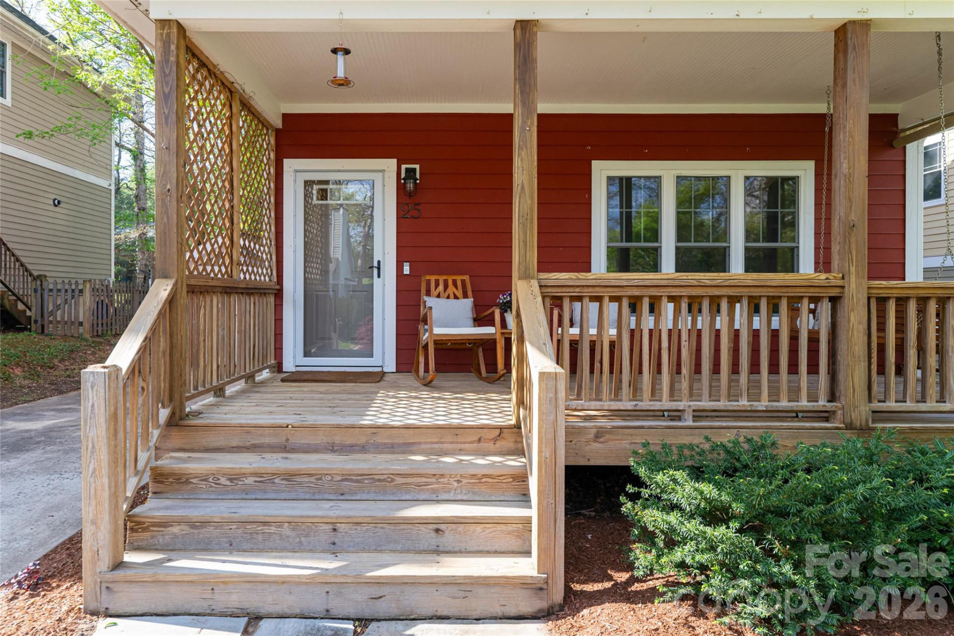 25 Lamar Avenue - Photo 2