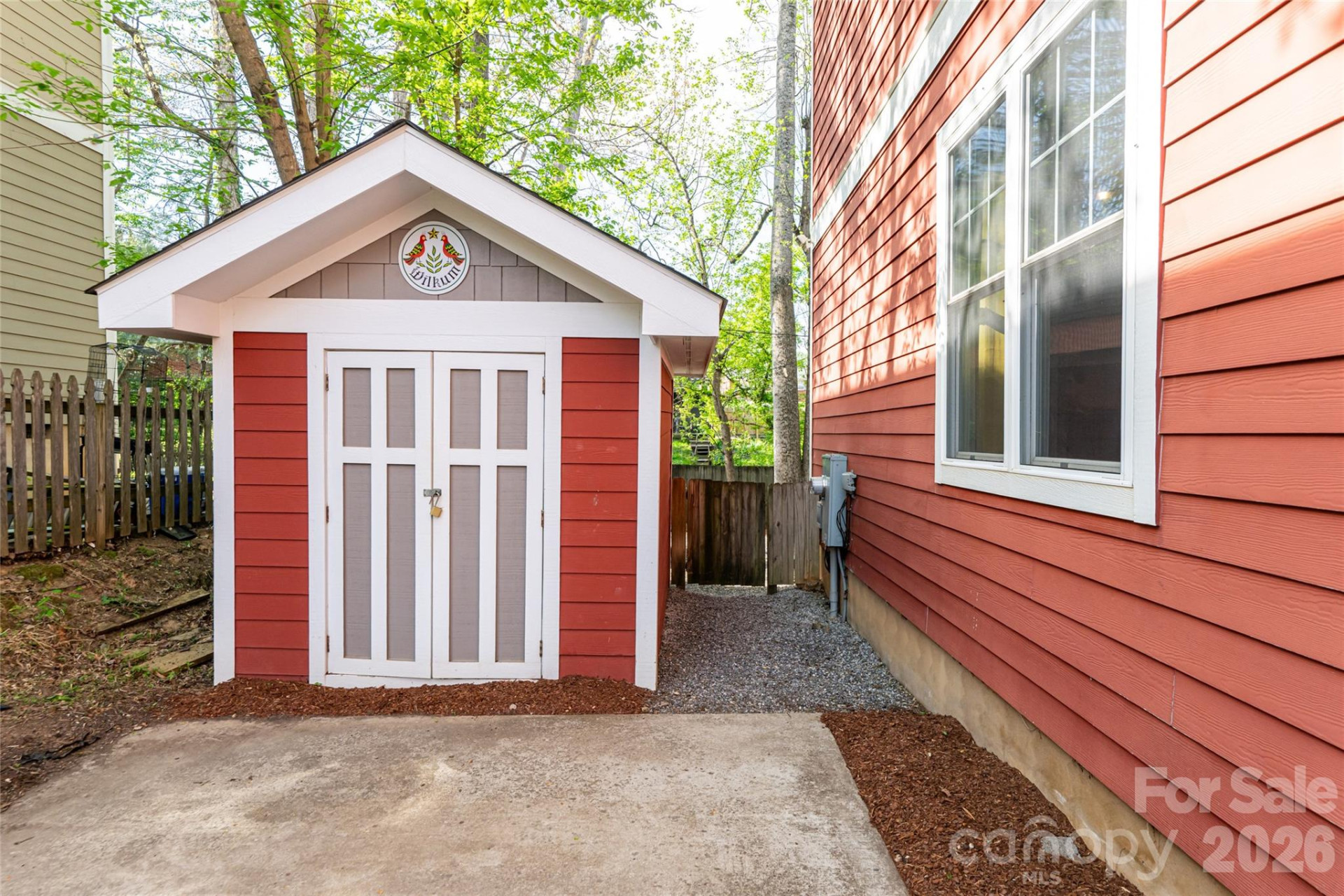 25 Lamar Avenue - Photo 15