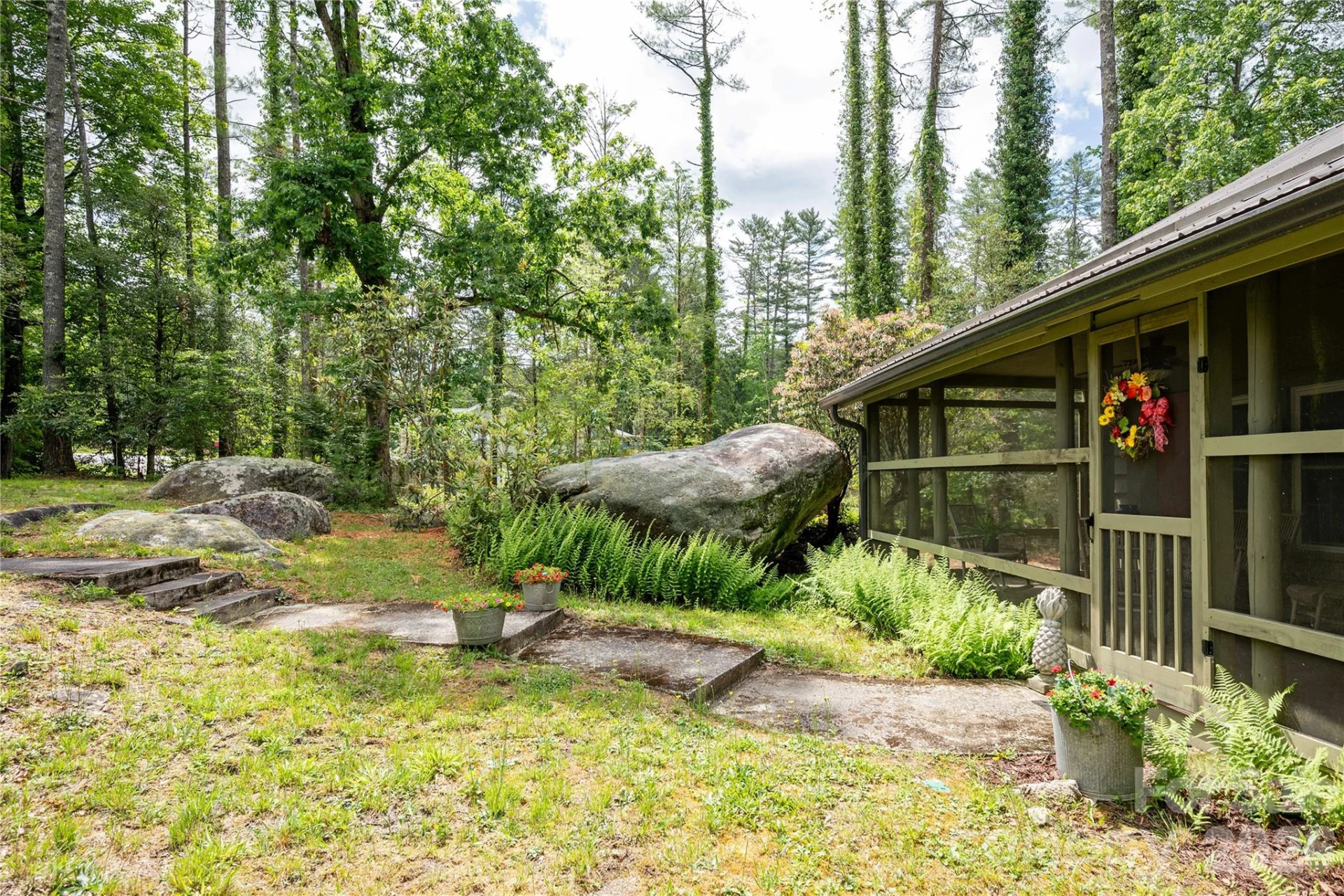 10844 Greenville Highway - Photo 4