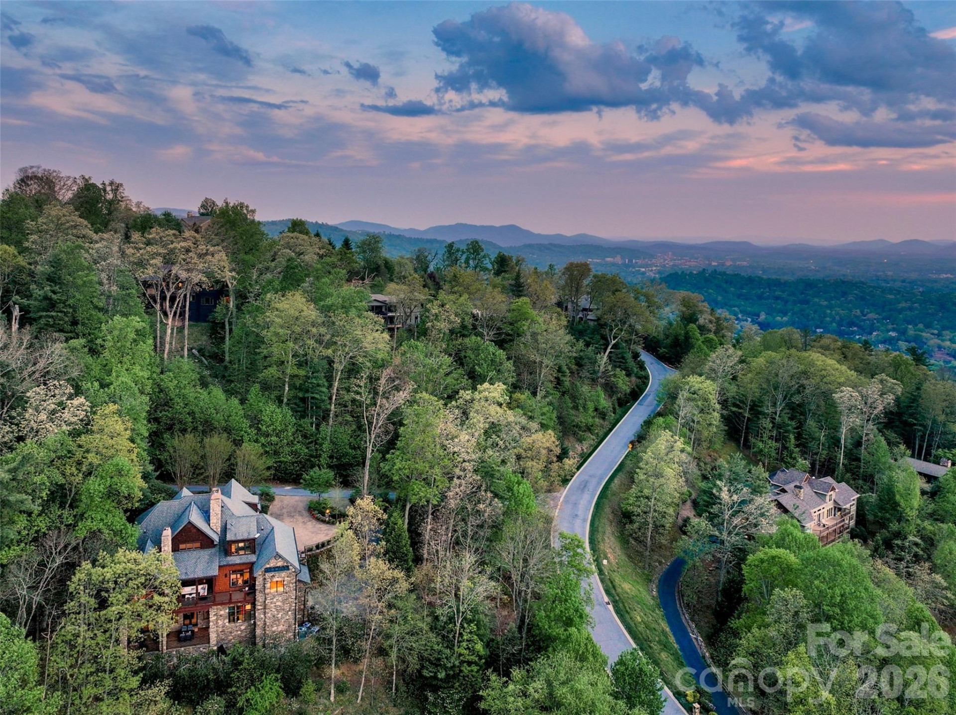 8 Timber Wolf Court - Photo 2